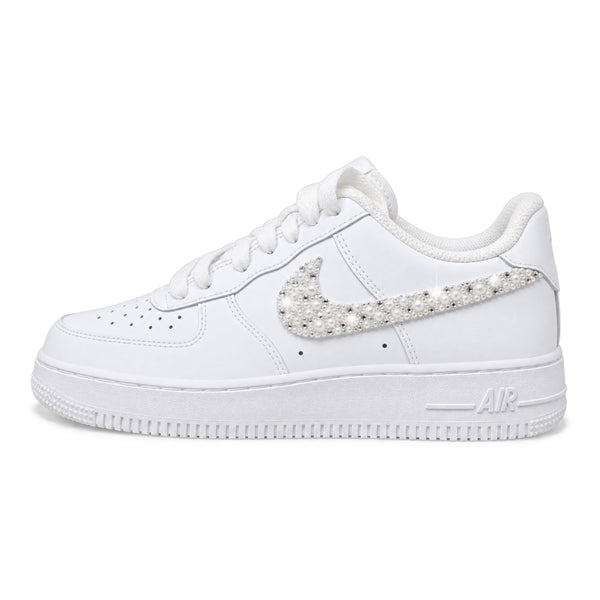 NIKE AIR FORCE 1 LOW 07 WHITE BUBI CSILLÁM CUSTOM