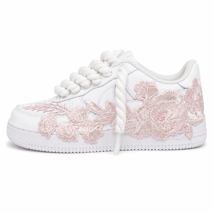 NIKE AIR FORCE 1 LOW 07 WHITE BABY PINK ROSE ROPE LACES