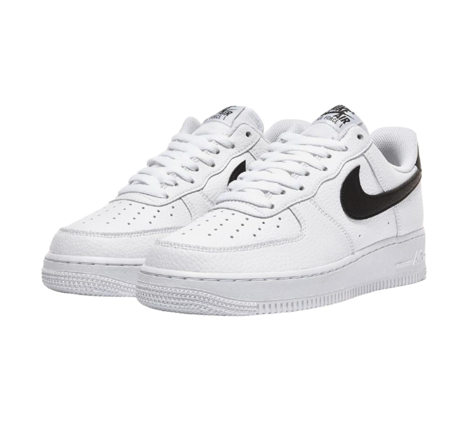 NIKE AIR FORCE 1 LOW '07 WHITE BLACK PEBBLED LEATHER
