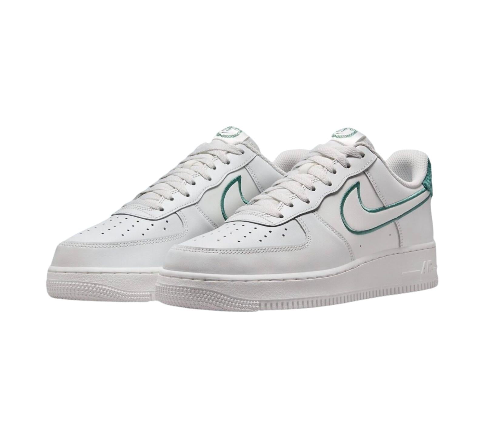 NIKE AIR FORCE 1 LOW RESORT AND SPORT