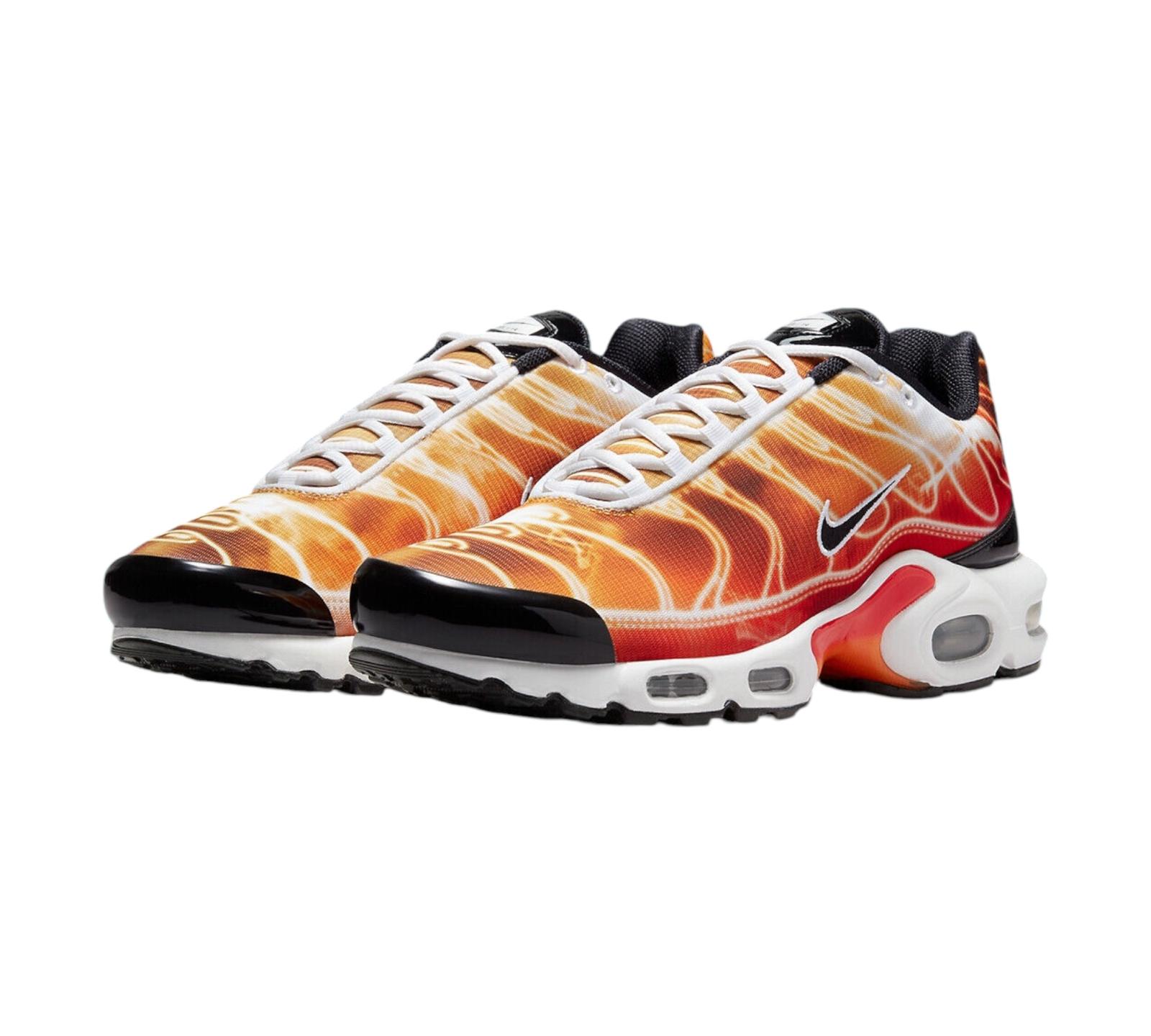 NIKE AIR MAX PLUS LIGHT PHOTOGRAPHY