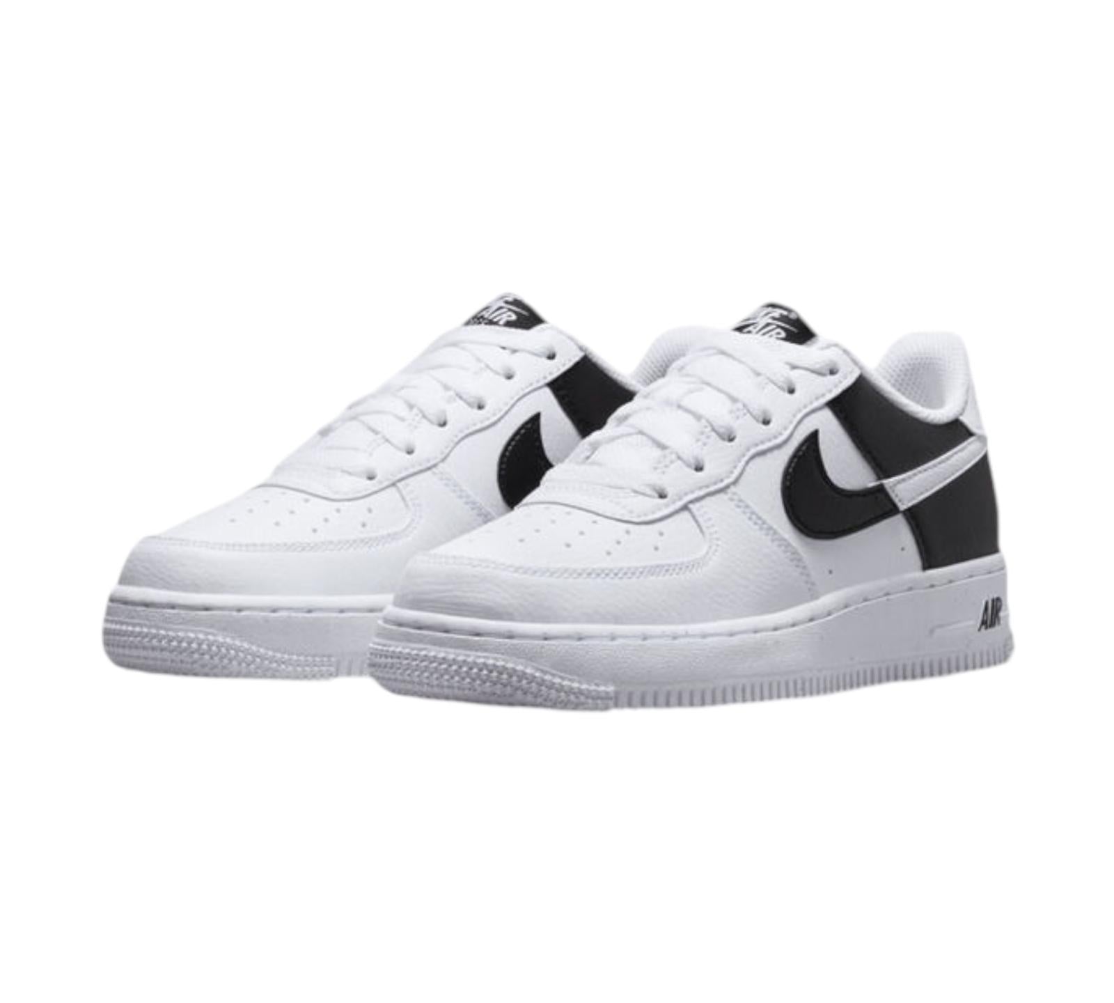 NIKE AIR FORCE 1 LOW WHITE BLACK SPLIT