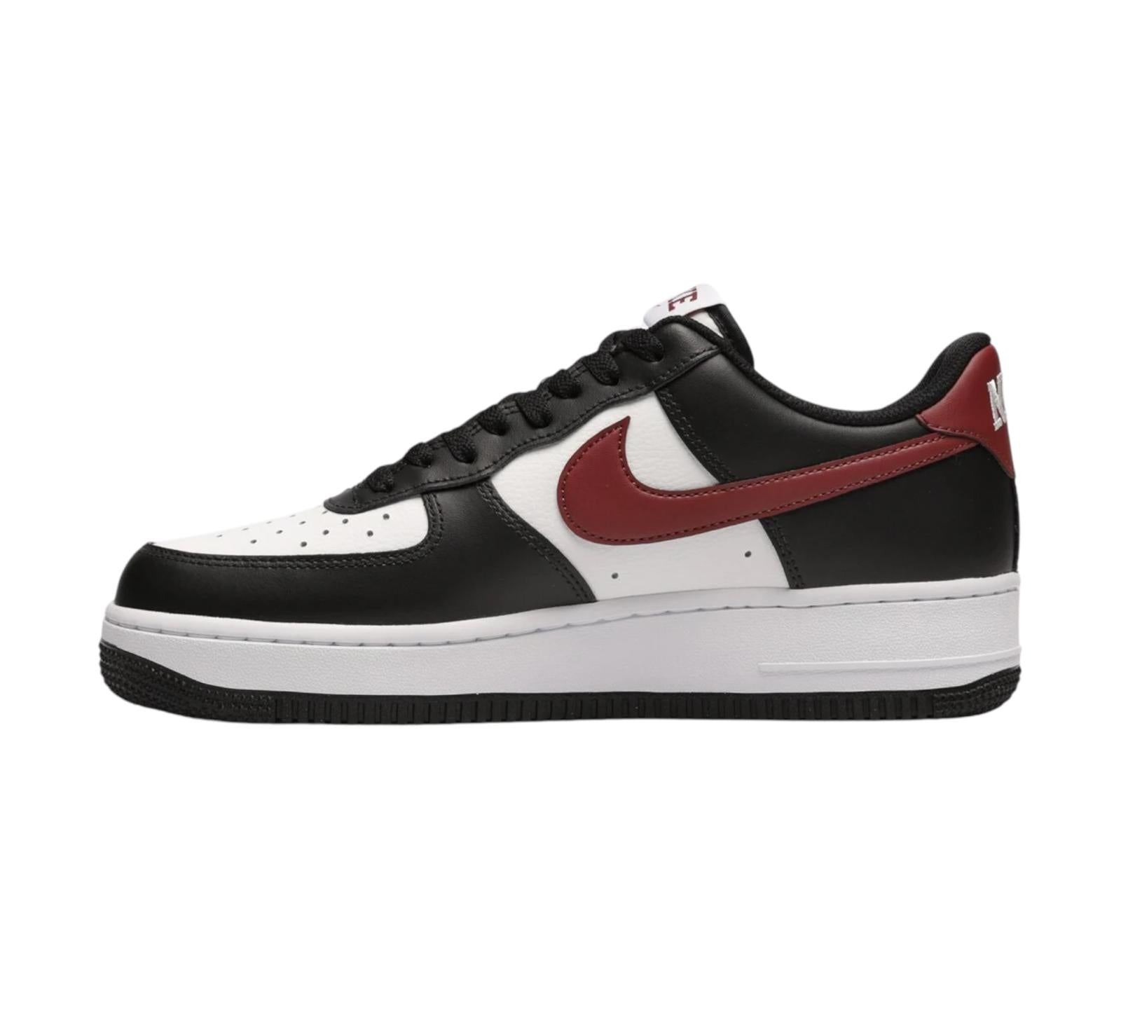 M NIKE AIR FORCE 1 LOW '07 BLACK WHITE DARK TEAM RED