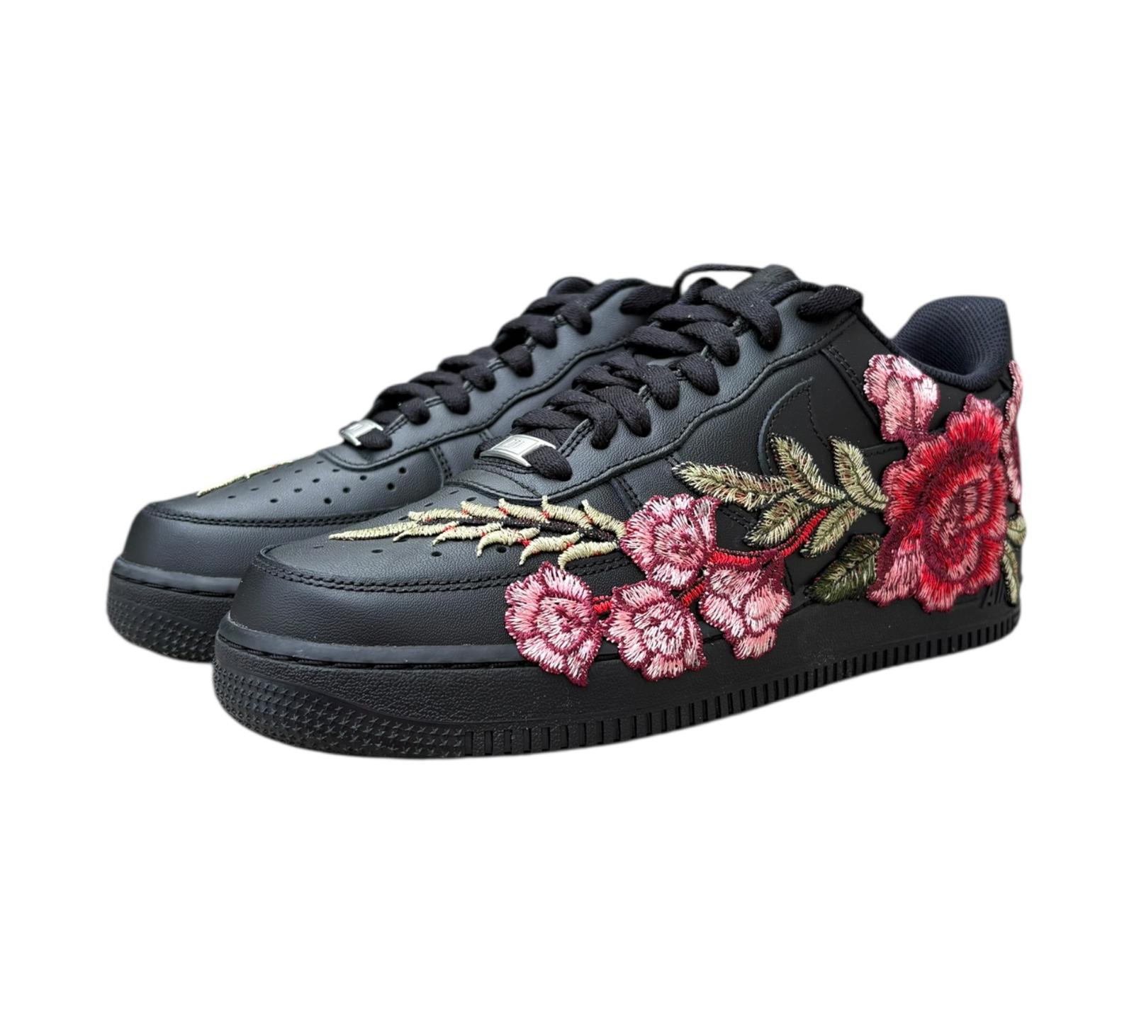 NIKE AIR FORCE 1 LOW ‘07 BLACK ROSE