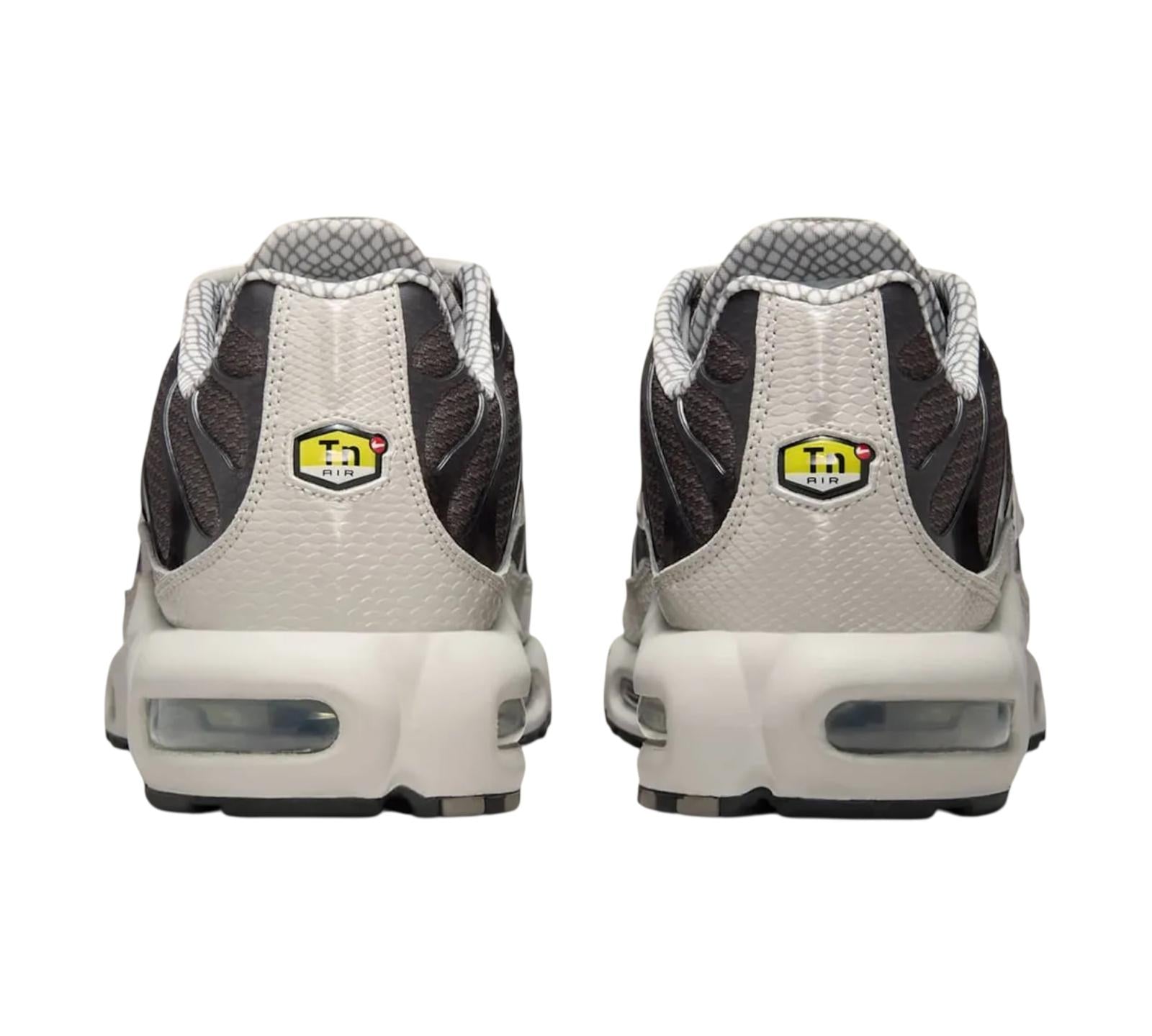NIKE AIR MAX PLUS YEAR OF THE SNAKE