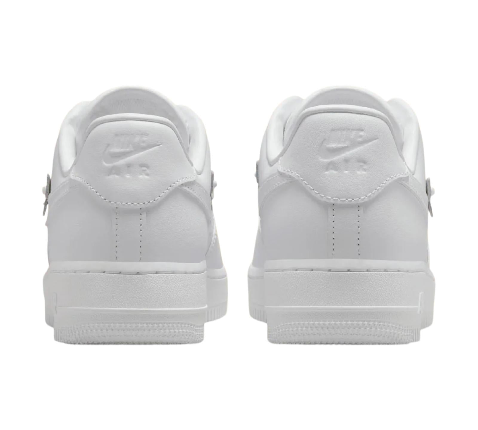NIKE AIR FORCE 1 LOW BUTTERFLY WHITE