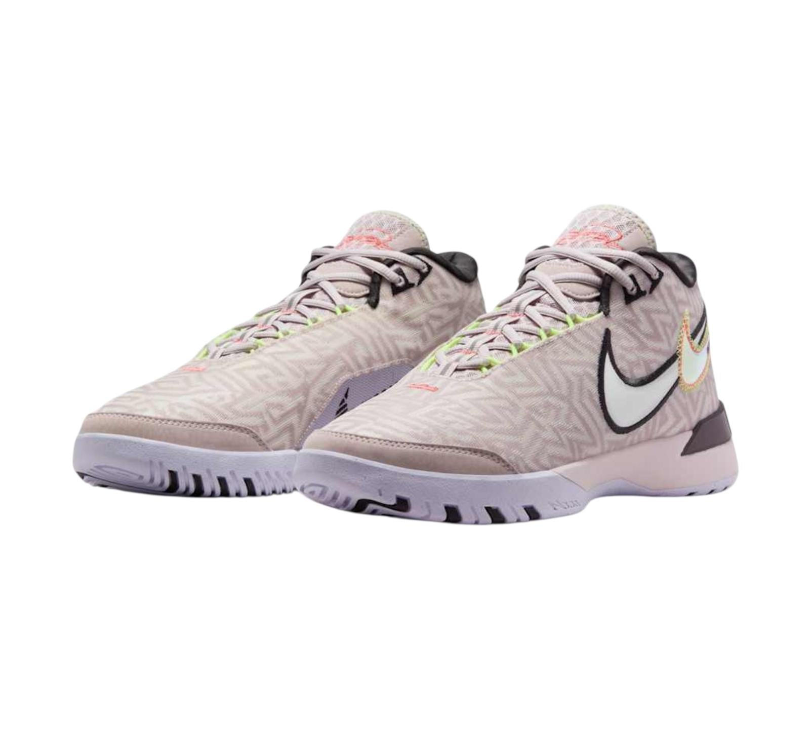 NIKE ZOOM LEBRON NXXT GENISUS PLATINUM VIOLET