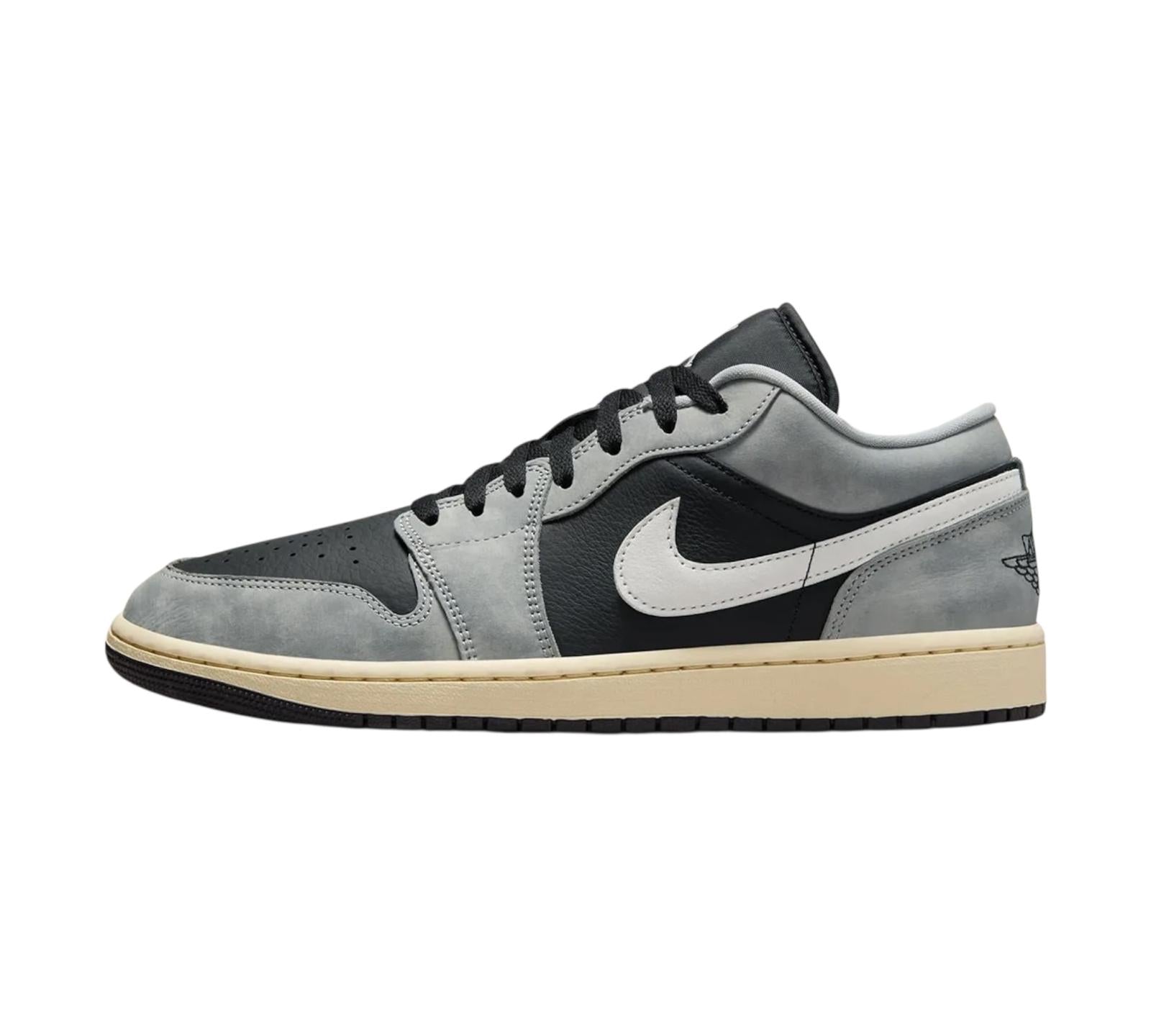 JORDAN 1 LOW LIGHT SMOKE GREY OFF NOIR