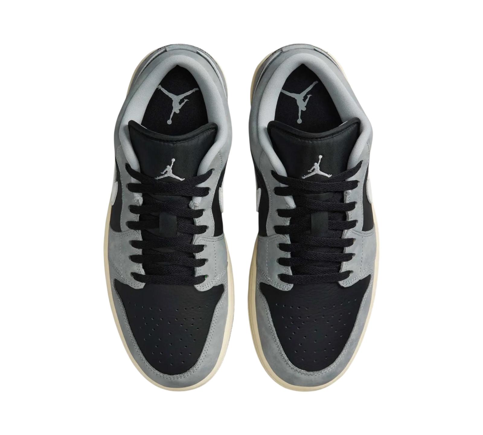 JORDAN 1 LOW LIGHT SMOKE GREY OFF NOIR