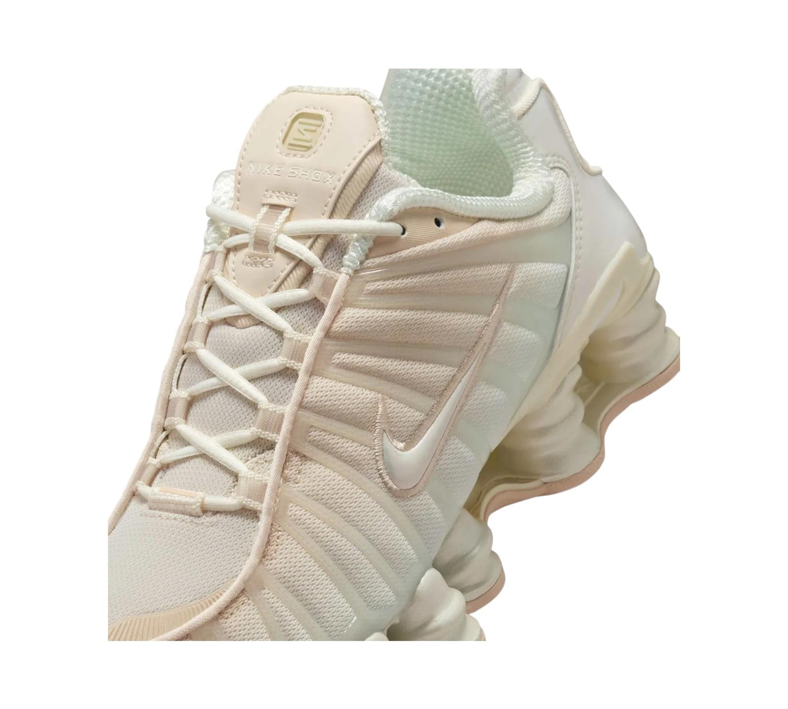 NIKE SHOX TL PEARL WHITE