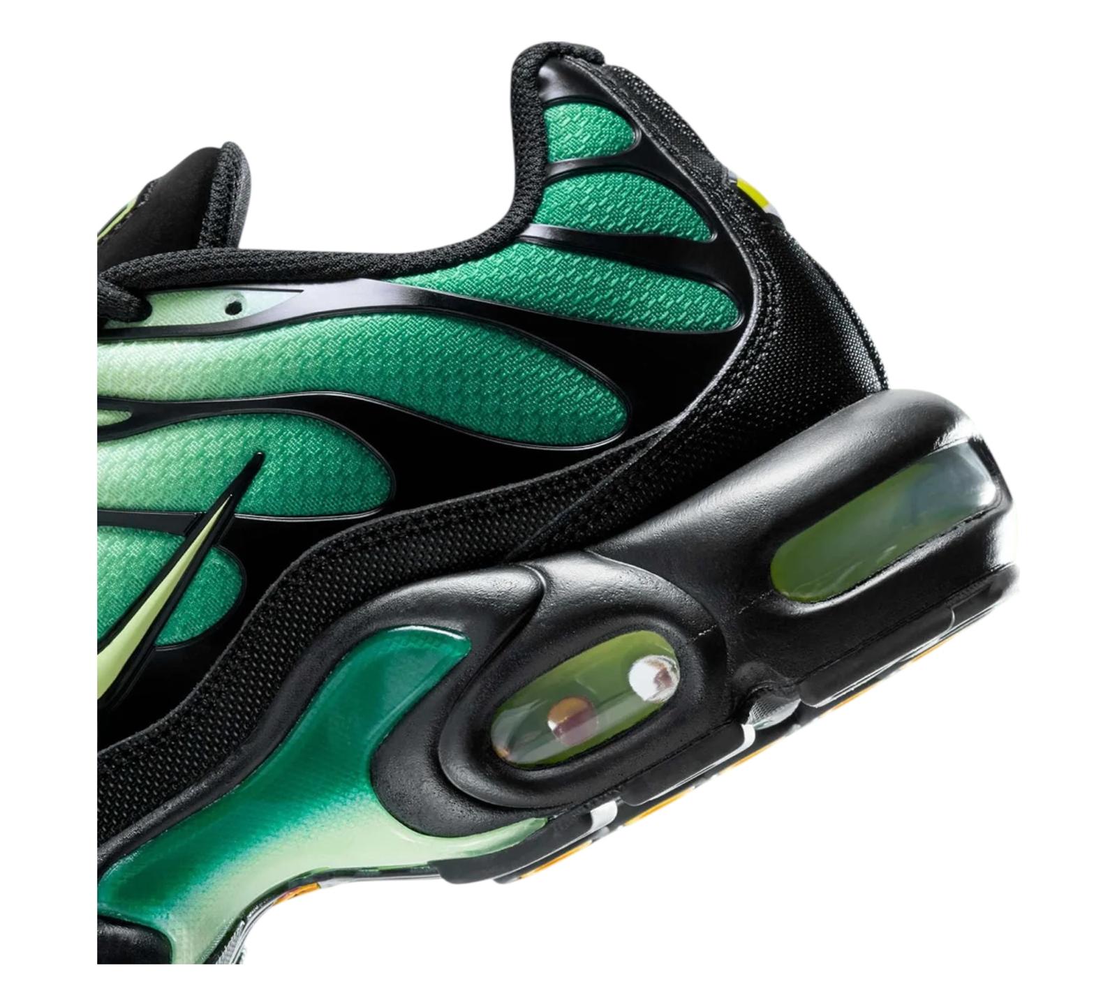 NIKE AIR MAX PLUS VAPOR GREEN MALACHITE BLACK LIGHT LEMON TWIST