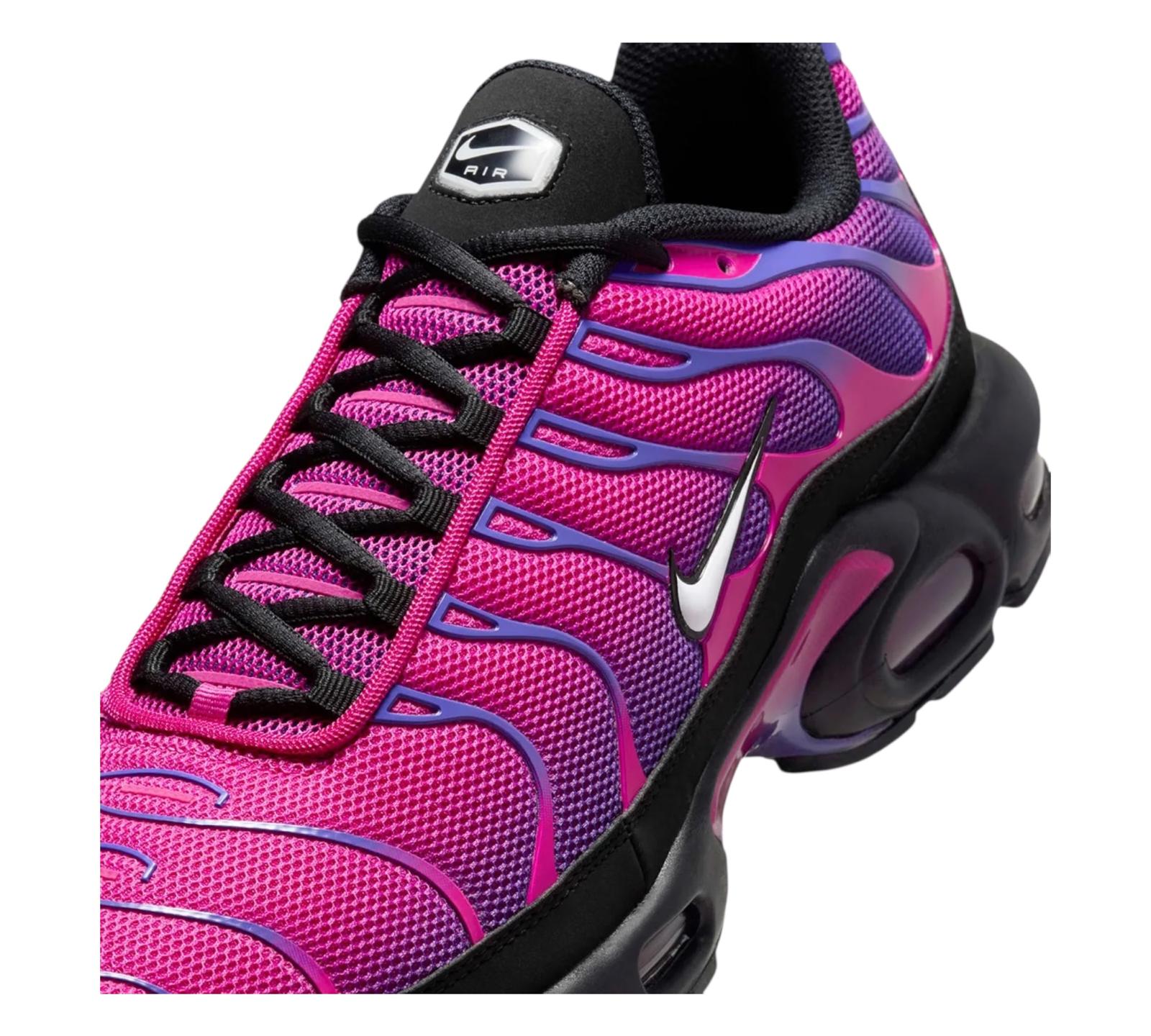 NIKE AIR MAX PLUS REBELLIOUS AIR FIREBERRY