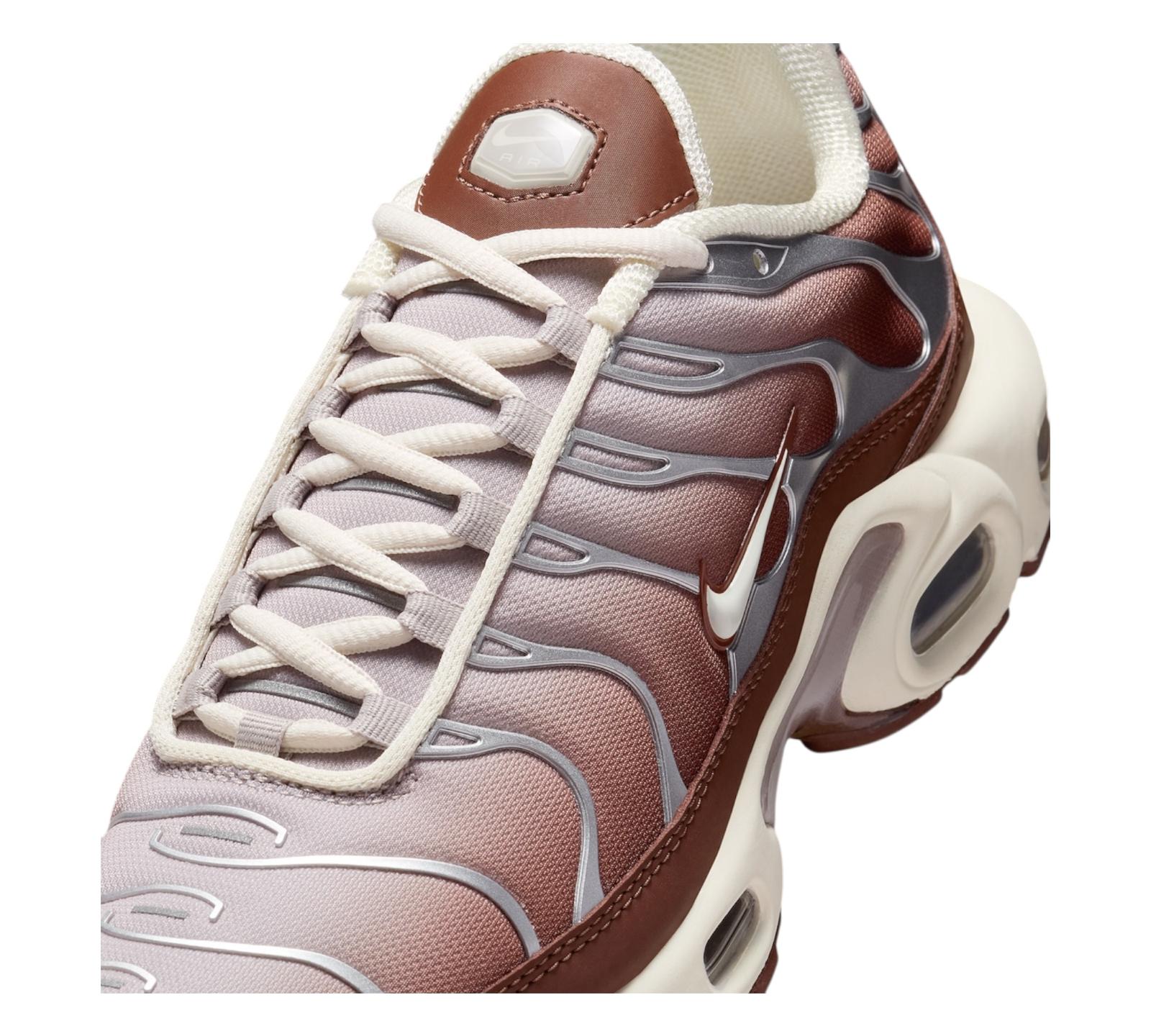 NIKE AIR MAX PLUS LIGHT OREWOOD BROWN DARK PONY