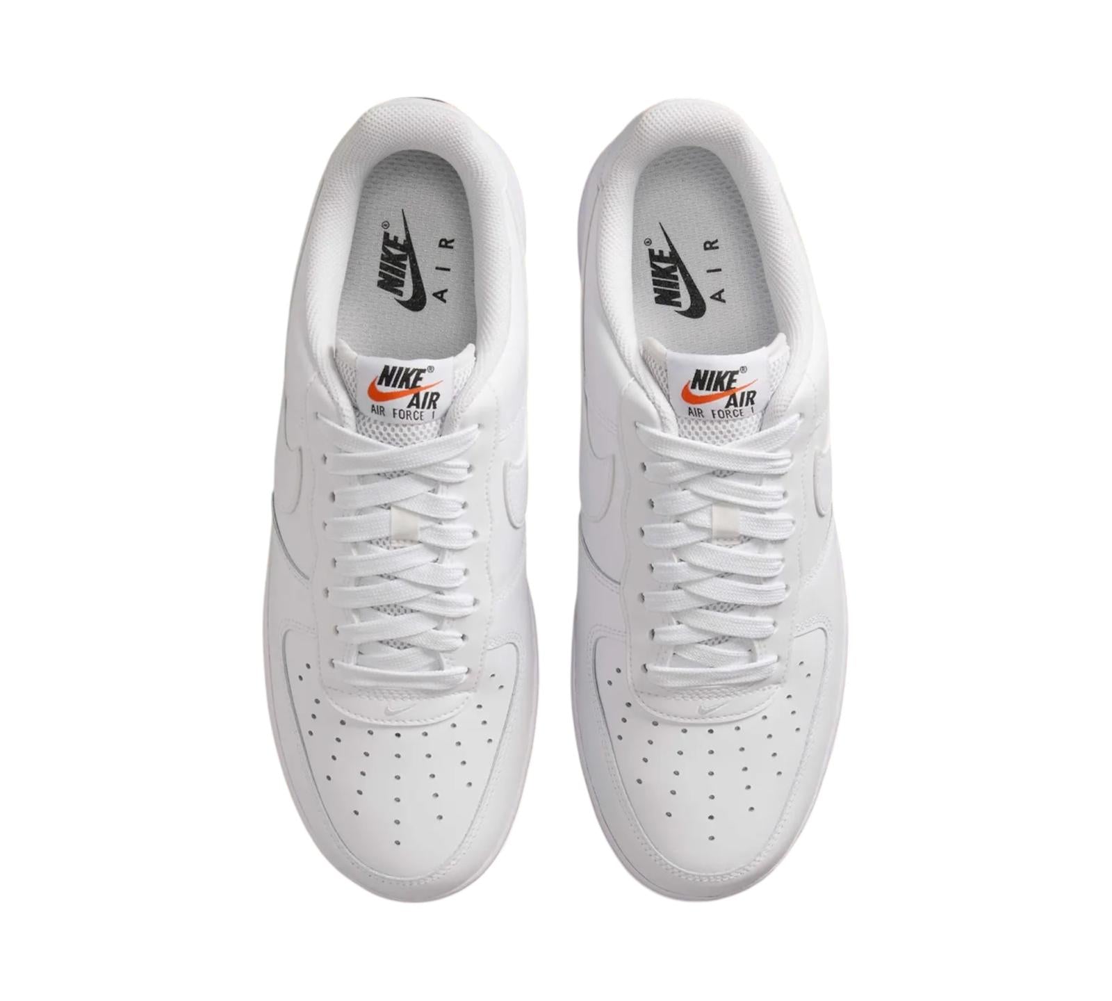 NIKE AIR FORCE 1 '07 LV8 WHITE GUM
