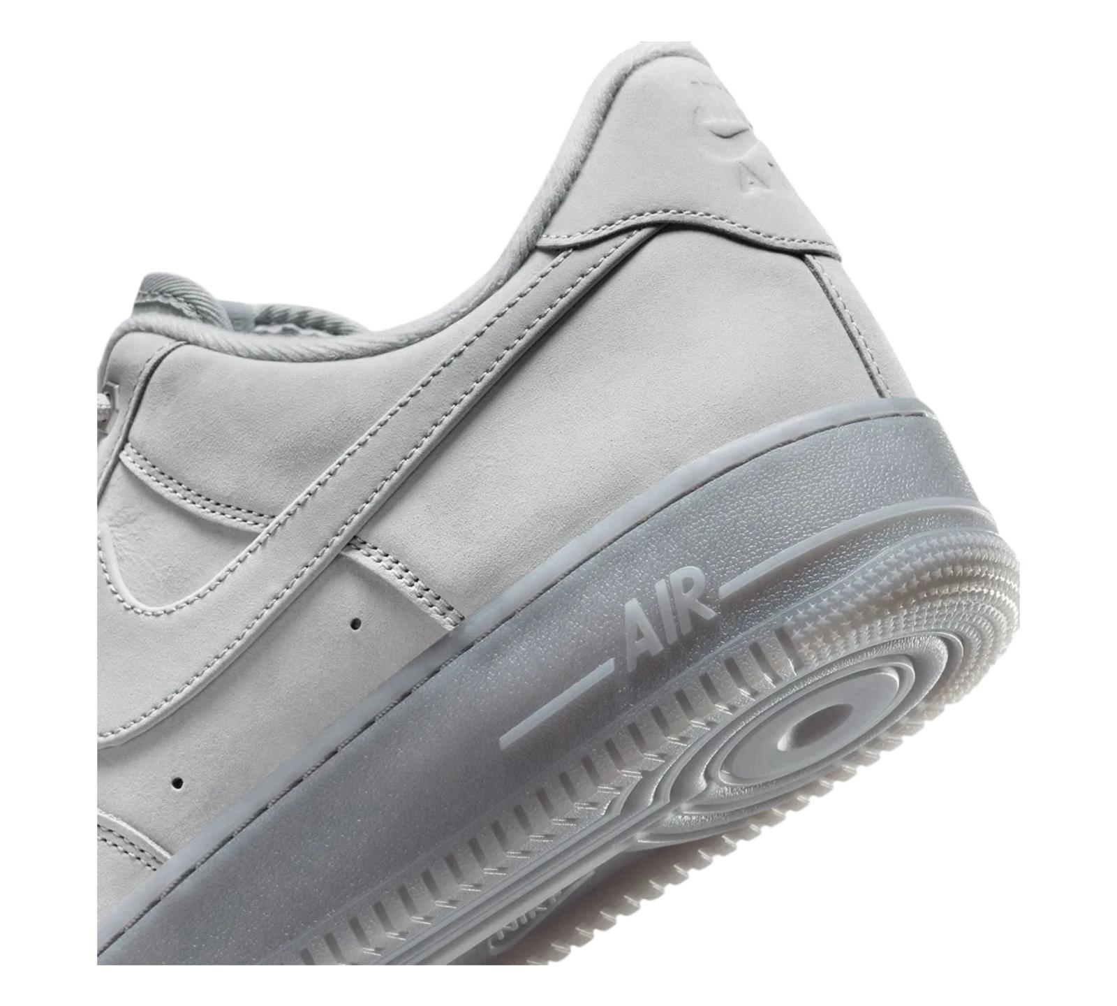 NIKE AIR FORCE 1 '07 LOW WB TRIPLE WOLF GREY