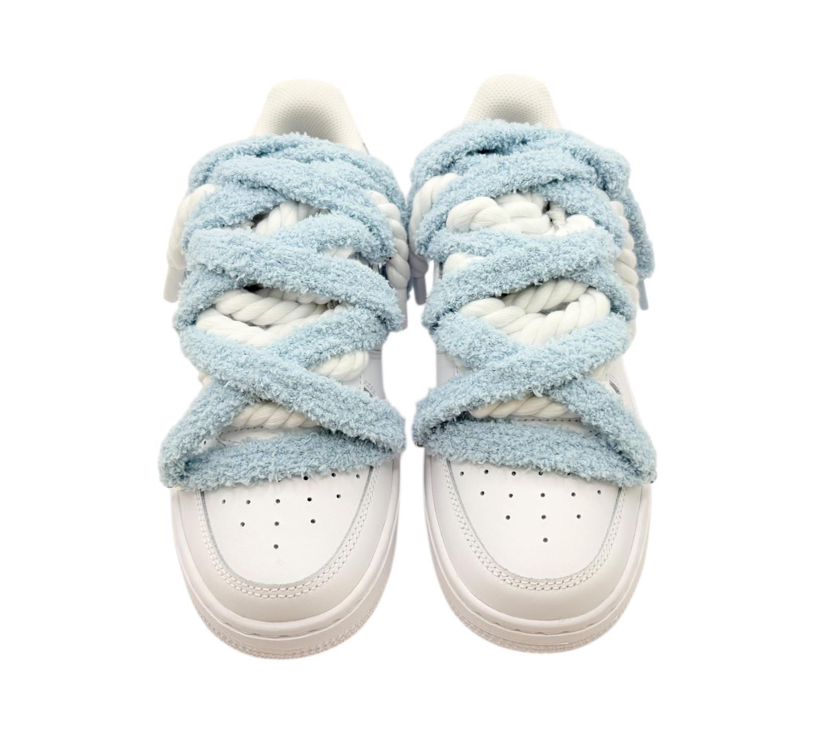 NIKE AIR FORCE 1 LOW 07 FLUFFY BLUE LACES