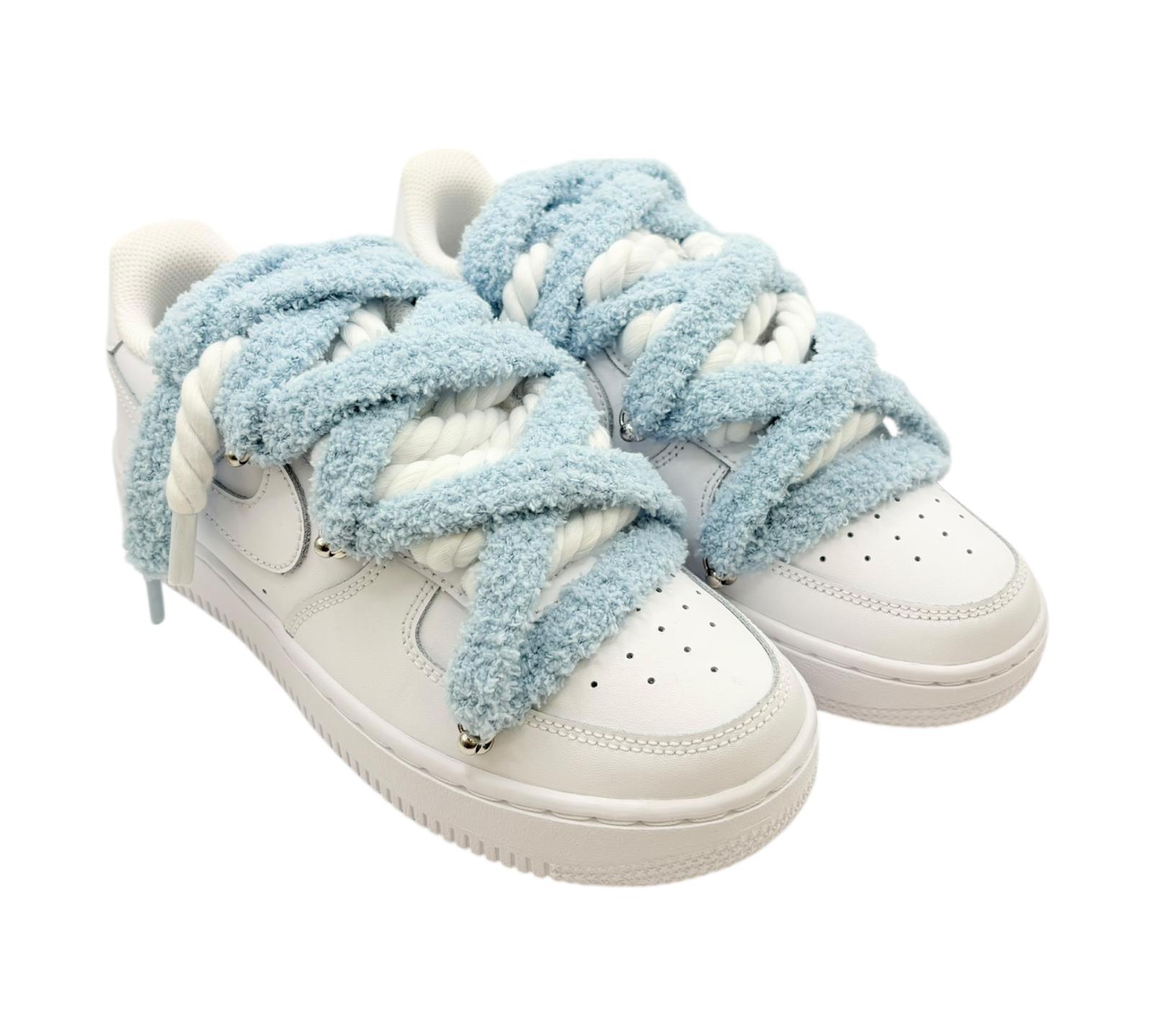 NIKE AIR FORCE 1 LOW 07 FLUFFY BLUE LACES
