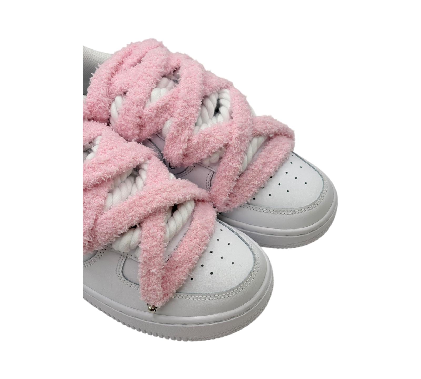 NIKE AIR FORCE 1 LOW 07 FLUFFY PINK LACES
