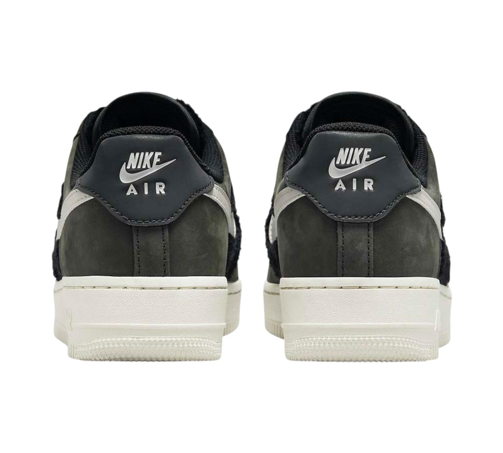M NIKE AIR FORCE 1 LOW BLACK LIGHT BONE FAUX FUR