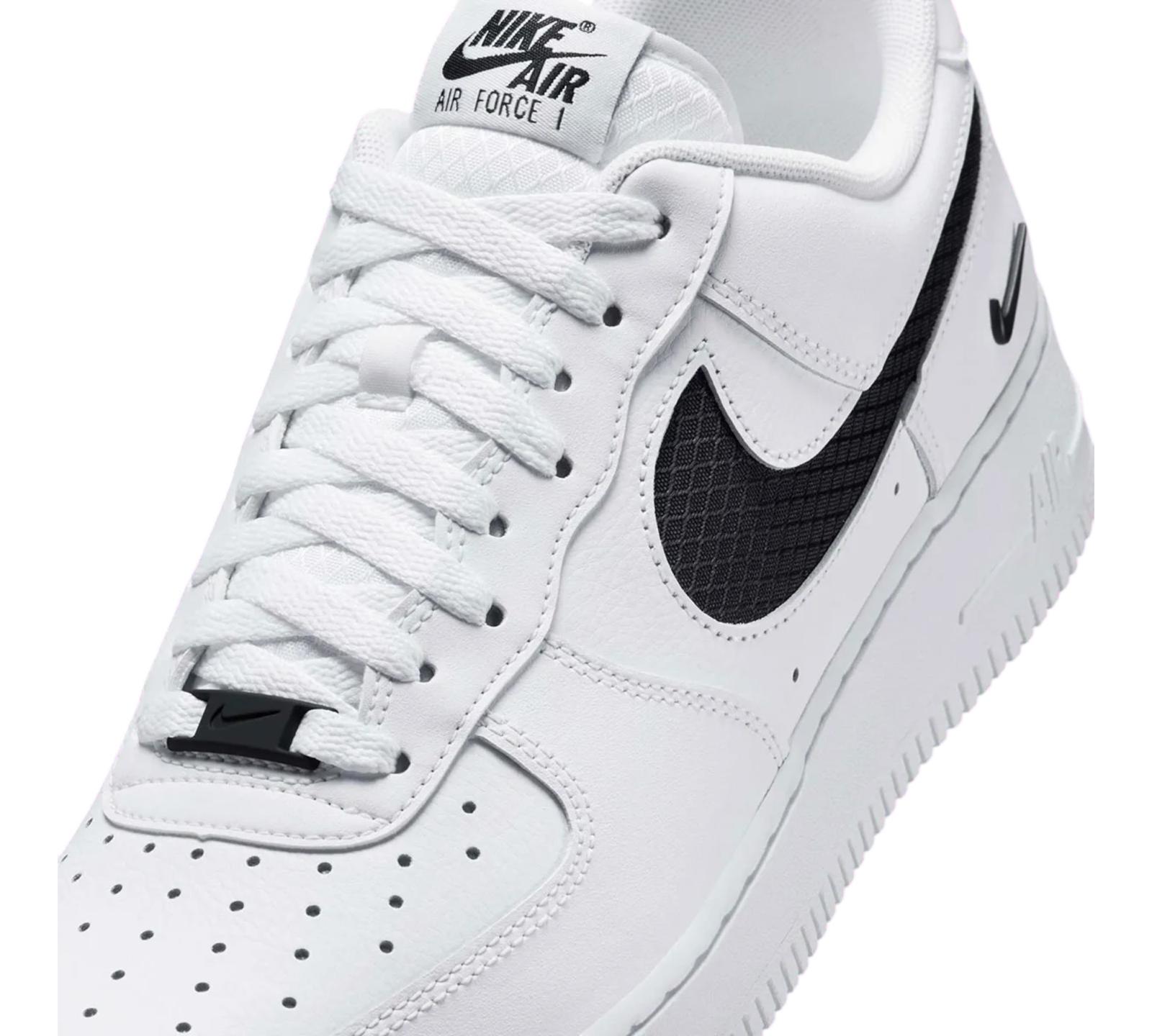 NIKE AIR FORCE 1 LOW SE NYLON SWOOSH WHITE BLACK