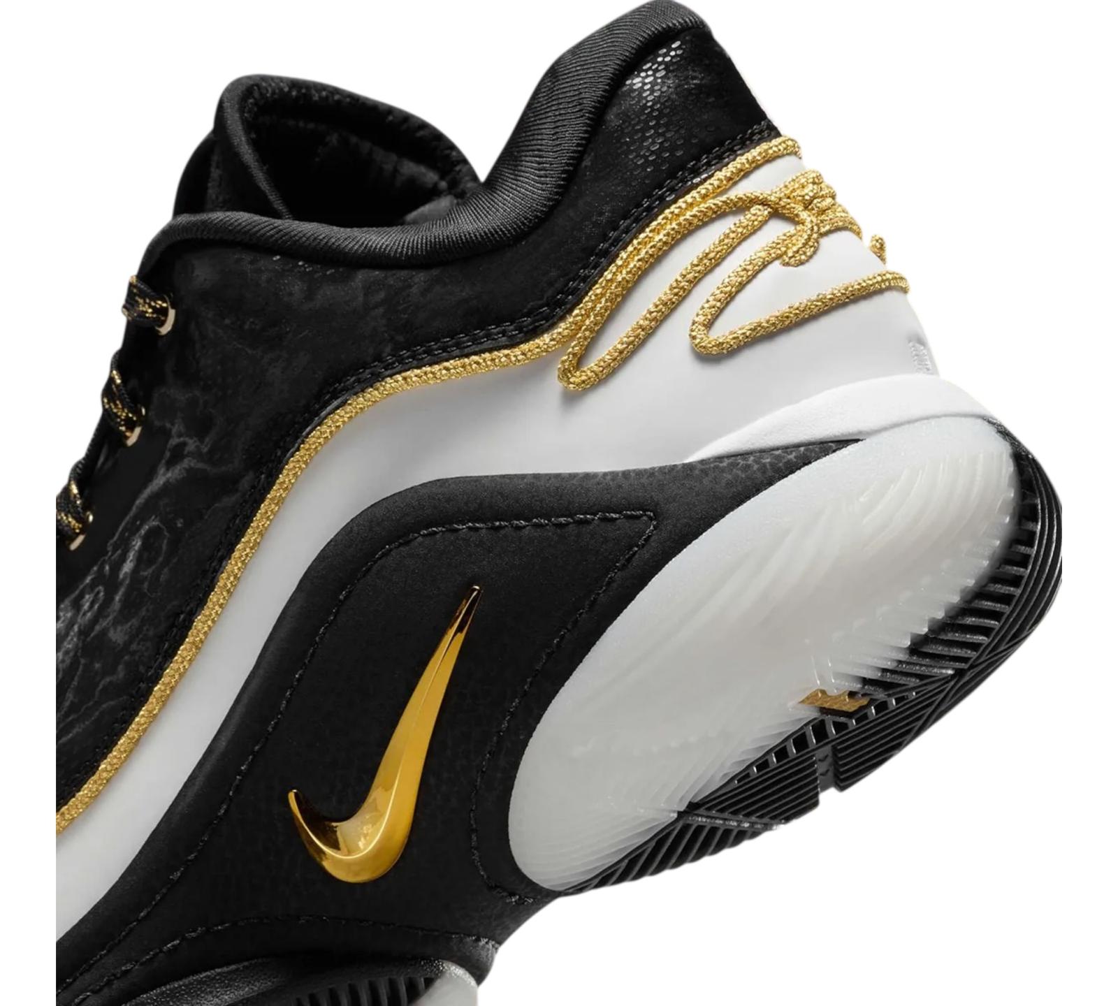 NIKE LEBRON 22 MOGUL