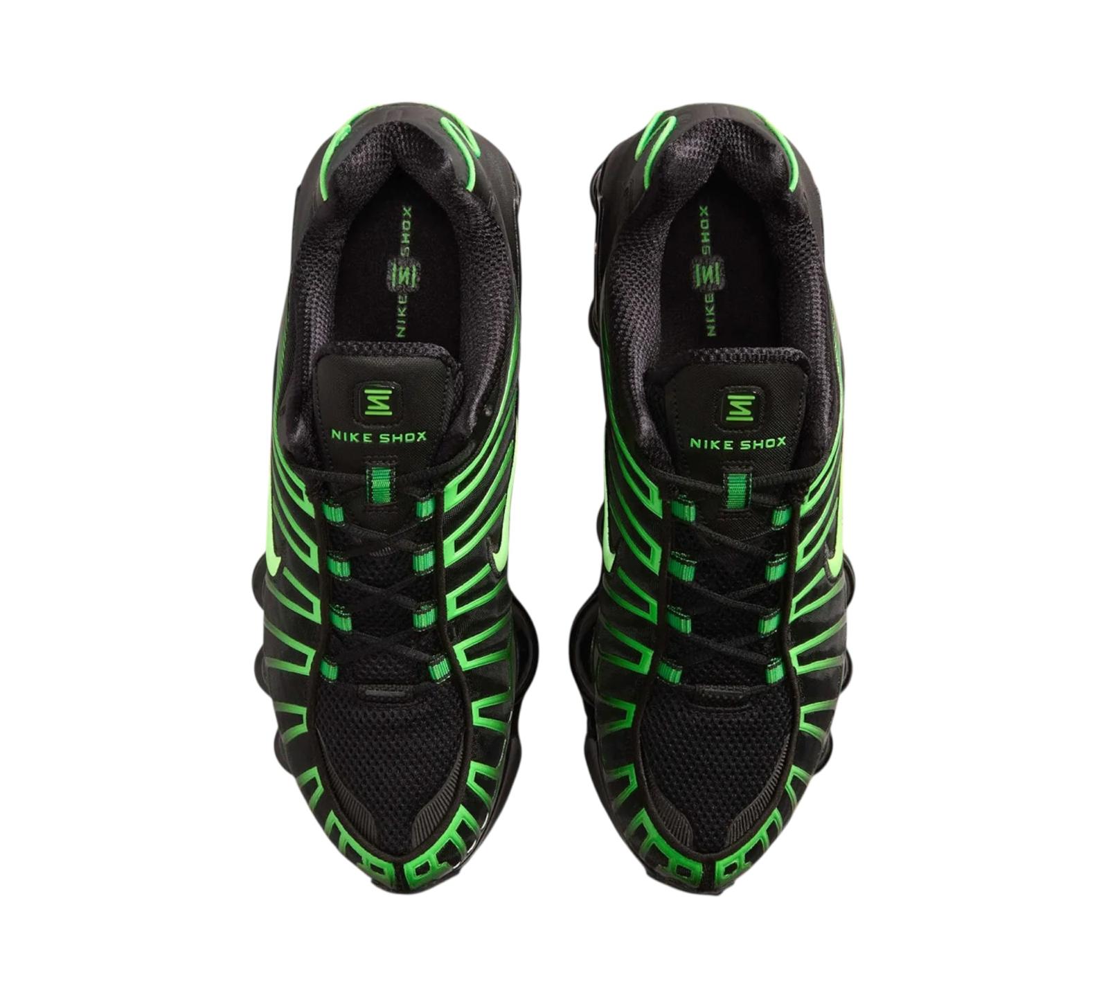NIKE SHOX TL BLACK GREEN STRIKE
