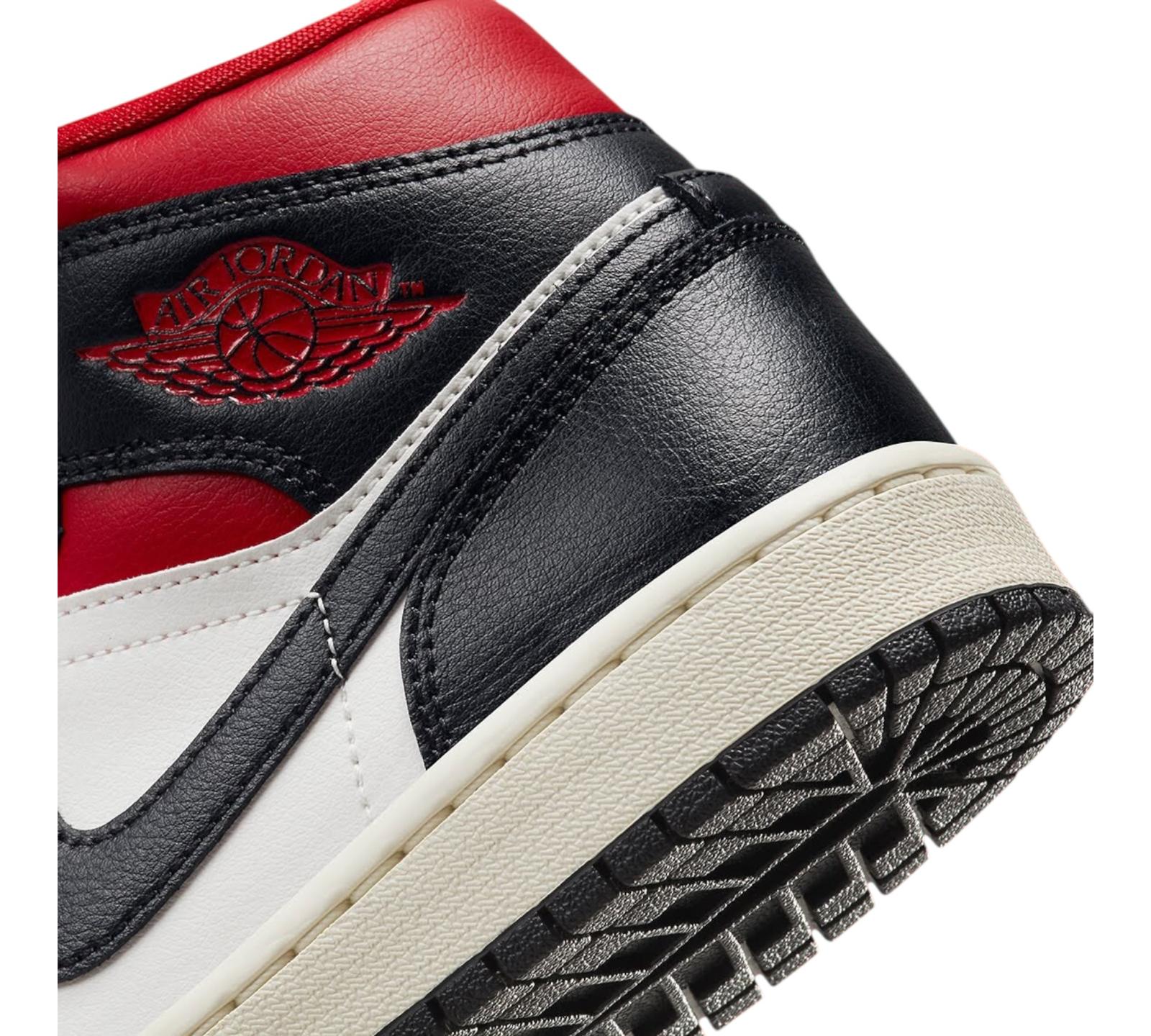 JORDAN 1 MID GYM RED PANDA