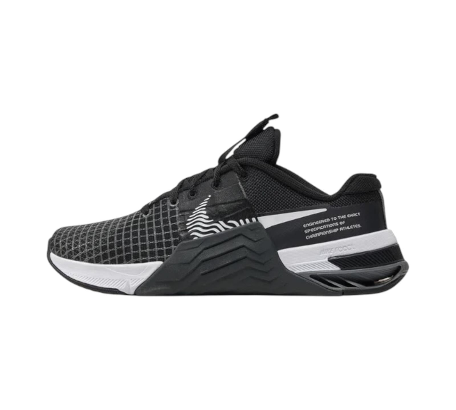 NIKE METCON 8 BLACK WHITE