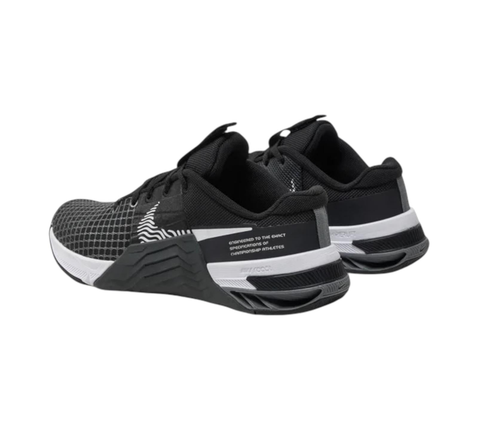 NIKE METCON 8 BLACK WHITE