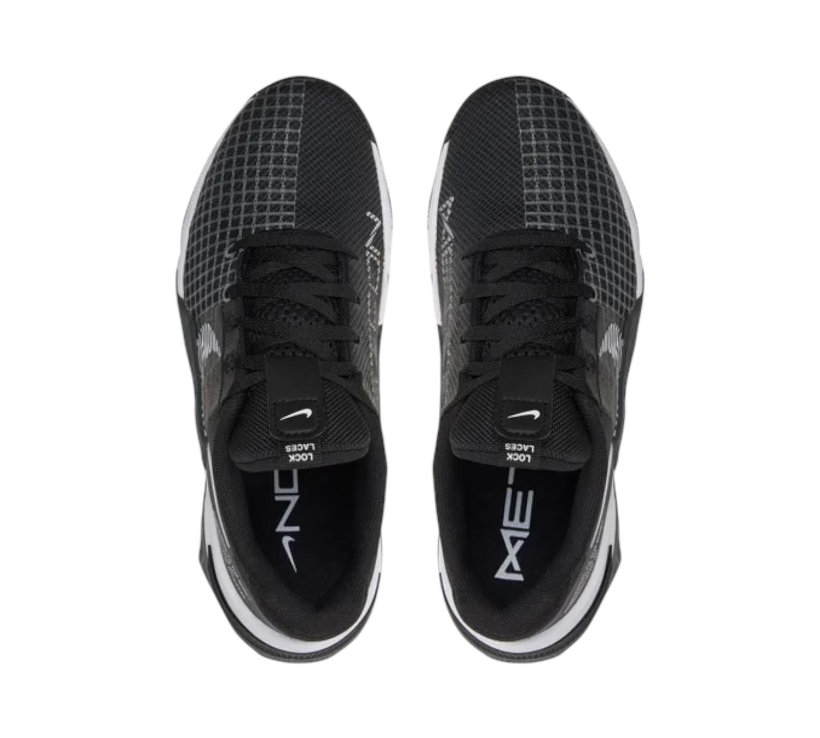 NIKE METCON 8 BLACK WHITE
