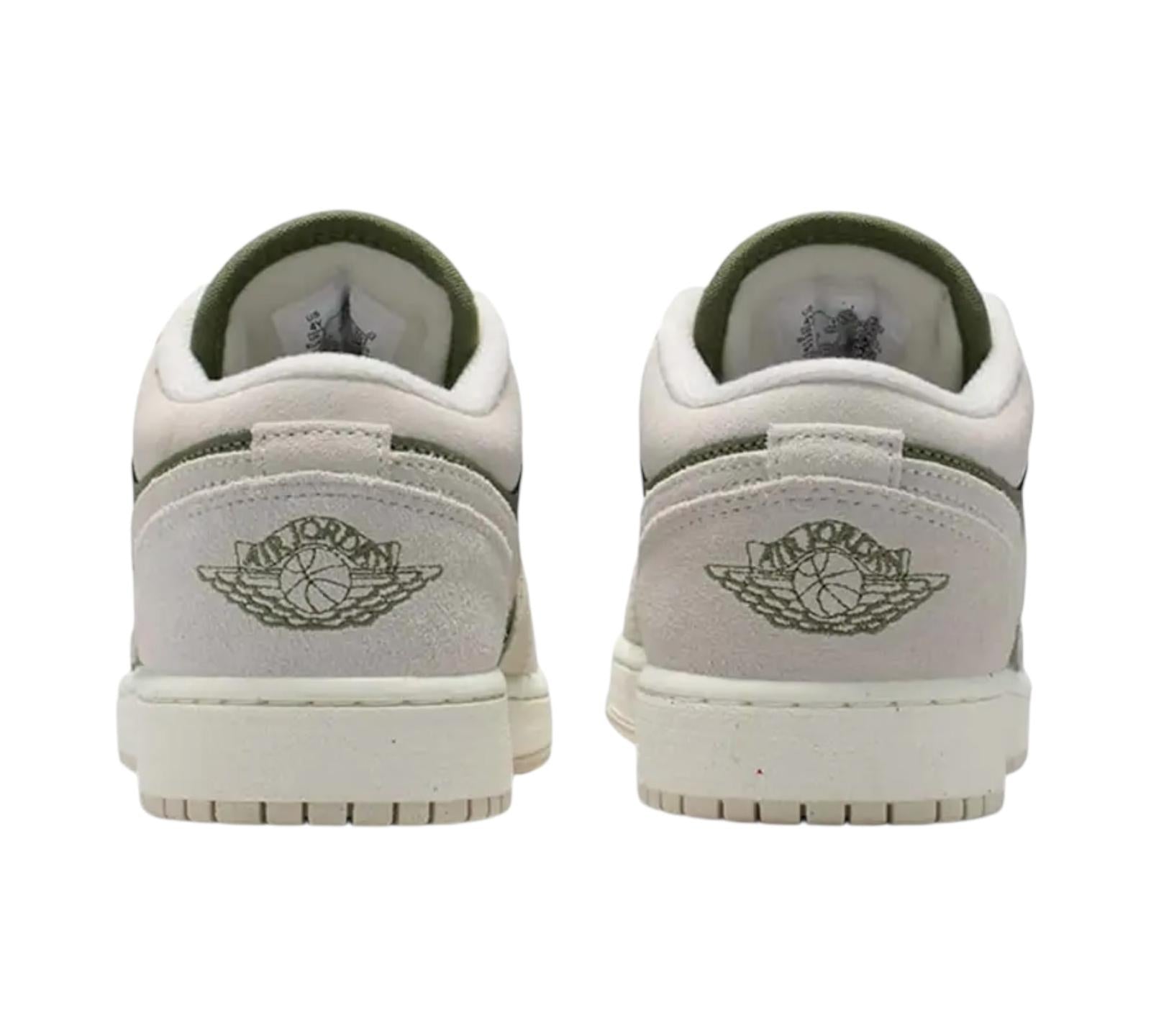 JORDAN 1 LOW SE MEDIUM OLIVE SAIL