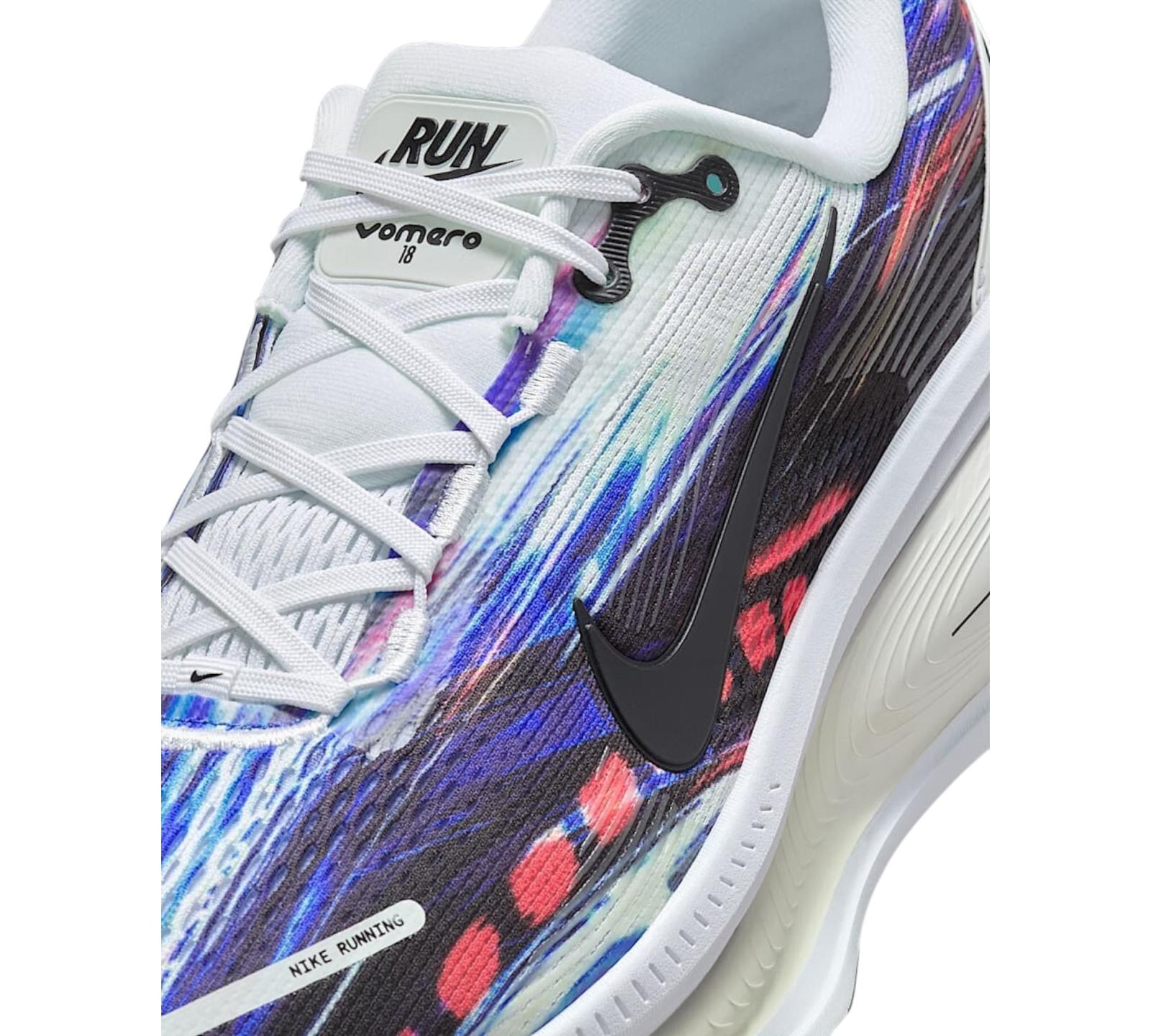 NIKE VOMERO 18 SE LIGHT TRAILS