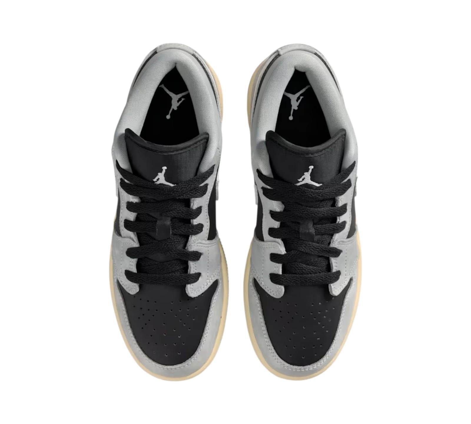 JORDAN 1 LOW SE LIGHT SMOKE GREY SAIL MUSLIN BLACK