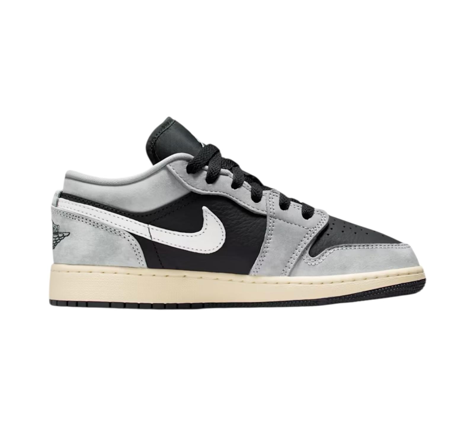 JORDAN 1 LOW SE LIGHT SMOKE GREY SAIL MUSLIN BLACK