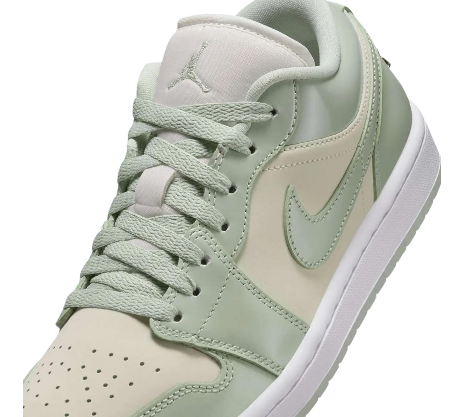 JORDAN 1 LOW SEAFOAM SAIL