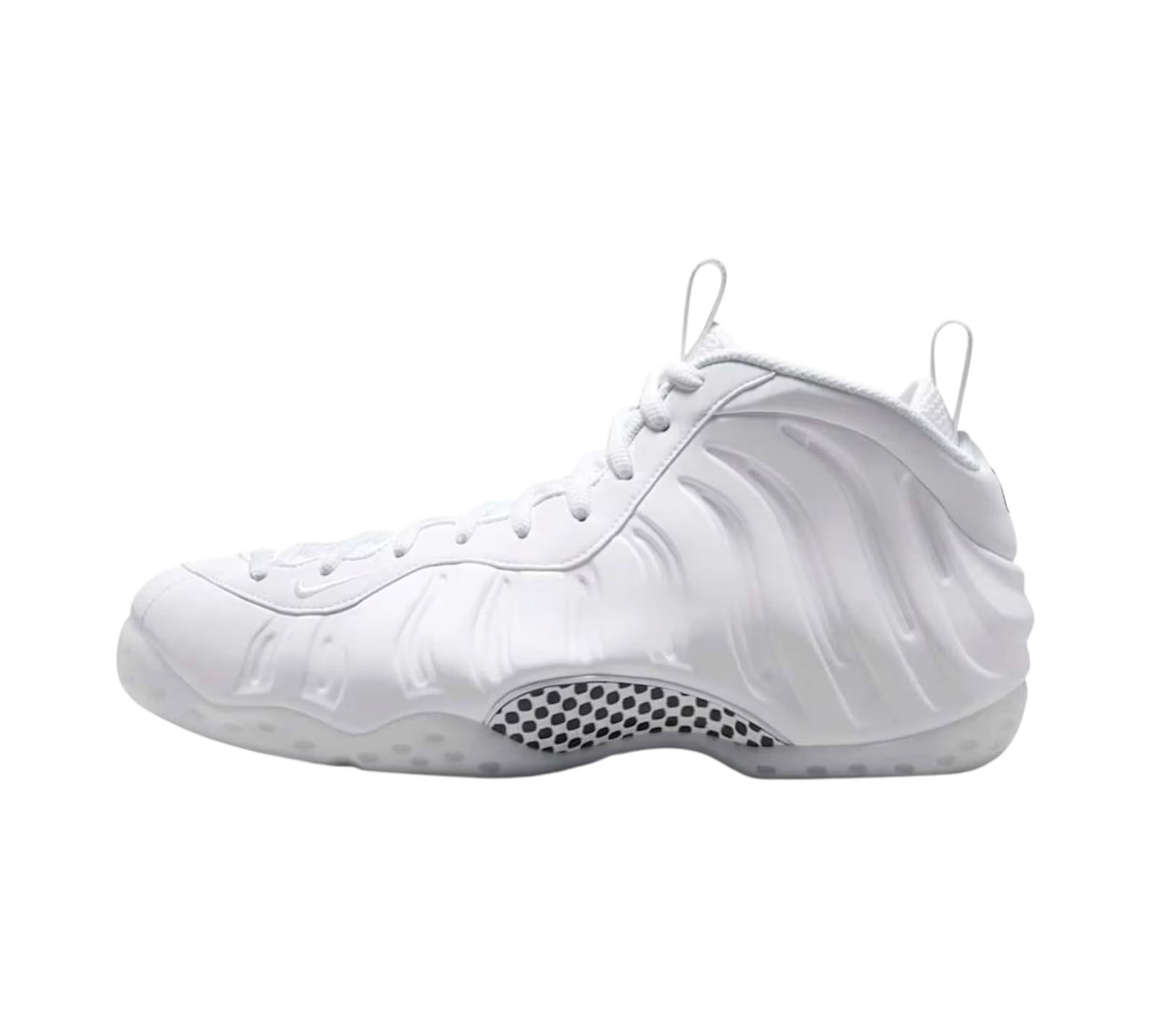 NIKE AIR FOAMPOSITE ONE TRIPLE WHITE