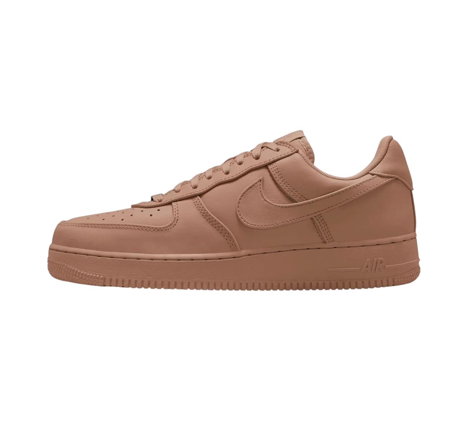 NIKE AIR FORCE 1 LOW RETRO PREMIUM VACHETTA TAN BADGELESS