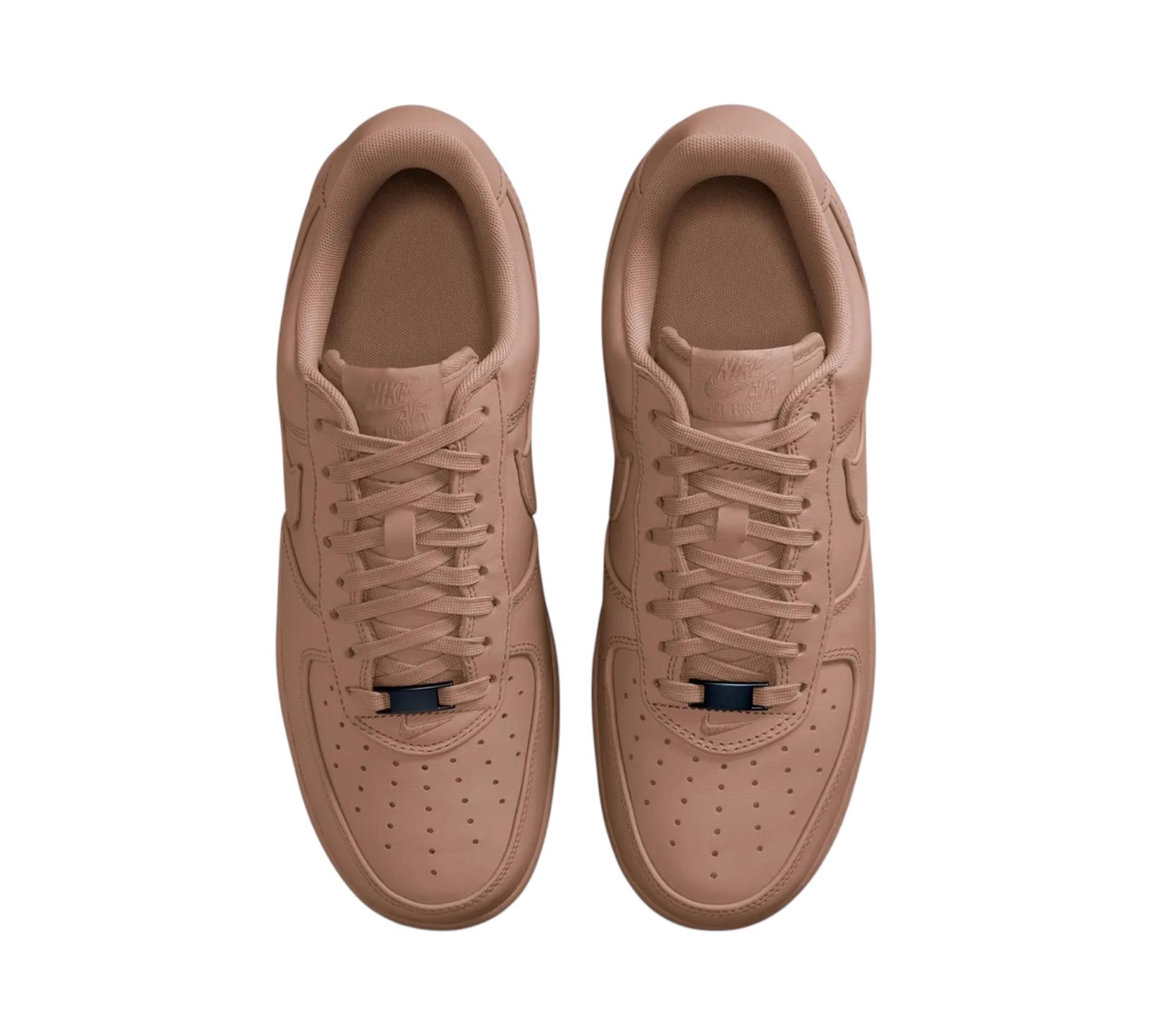 NIKE AIR FORCE 1 LOW RETRO PREMIUM VACHETTA TAN BADGELESS