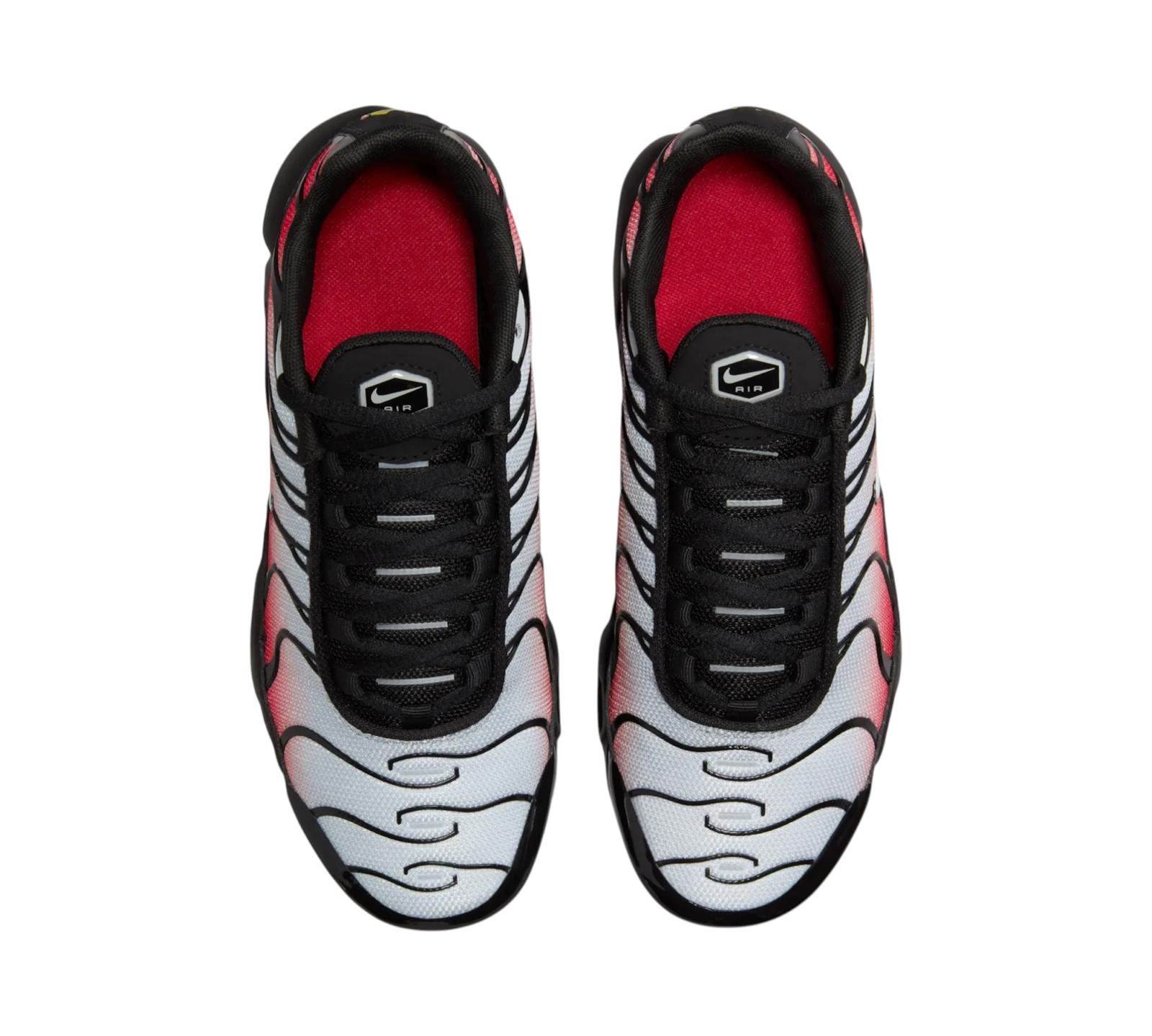 NIKE AIR MAX PLUS UNIVERSITY RED BLACK