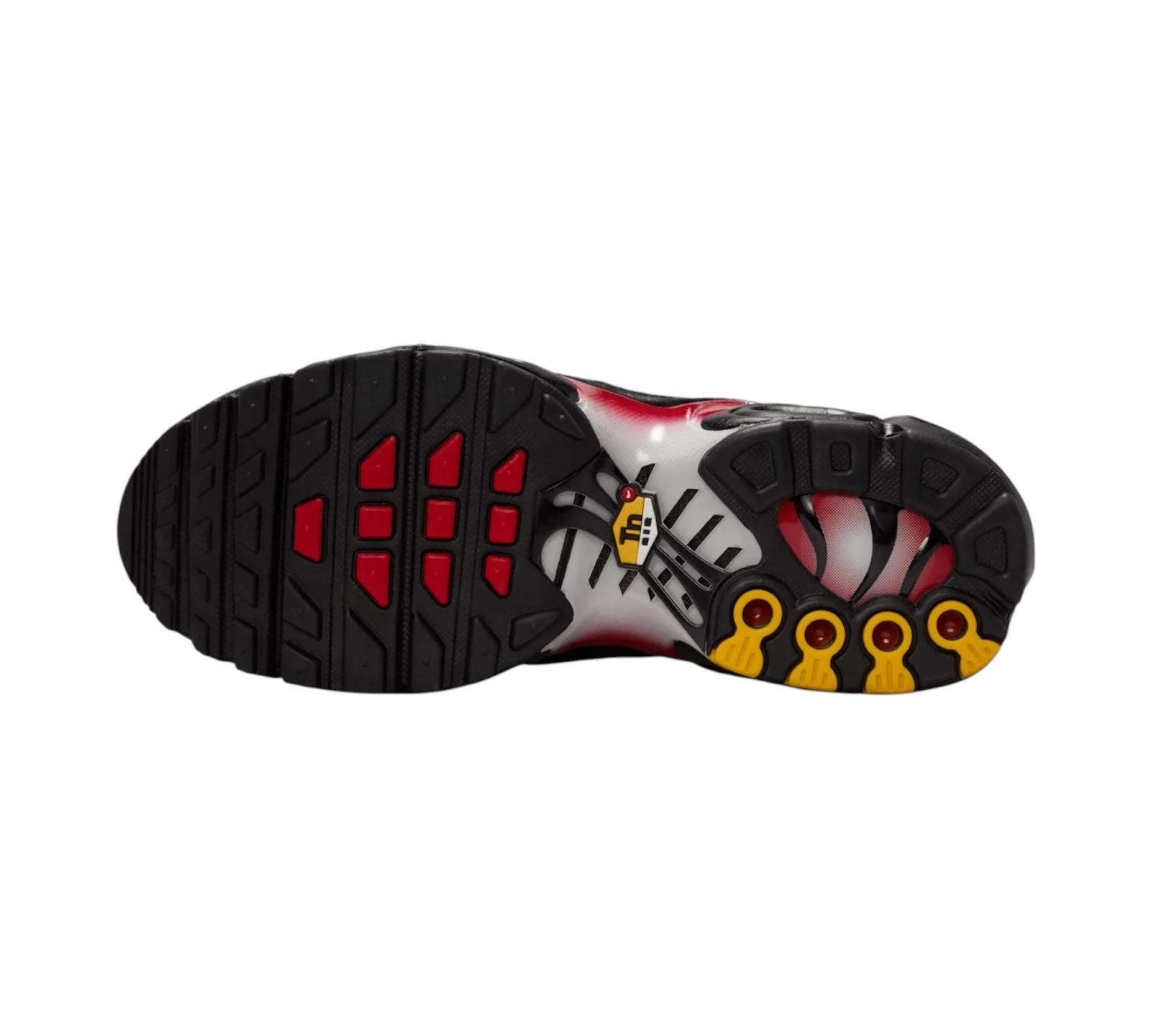 NIKE AIR MAX PLUS UNIVERSITY RED BLACK