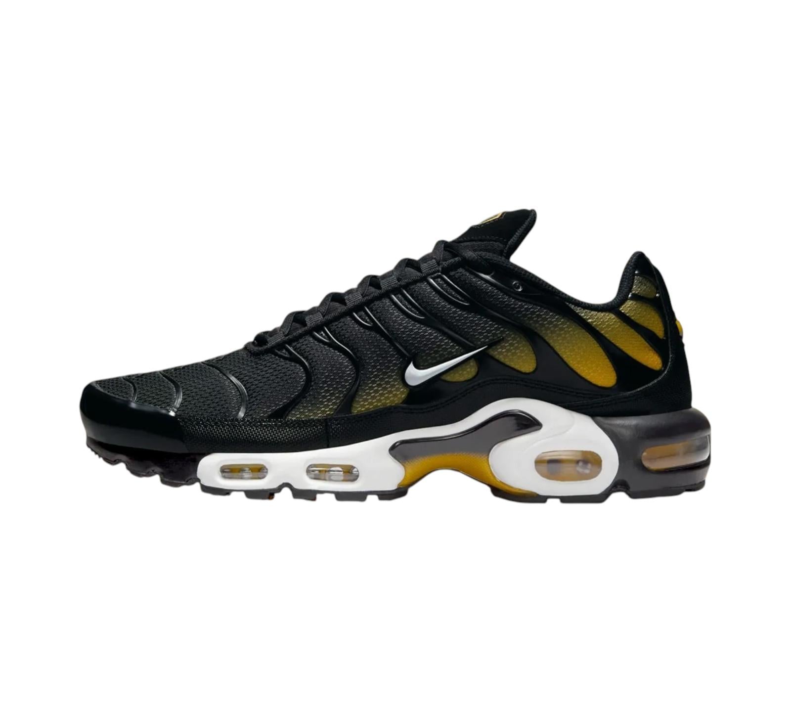NIKE AIR MAX PLUS BLACK UNIVERSITY GOLD WHITE
