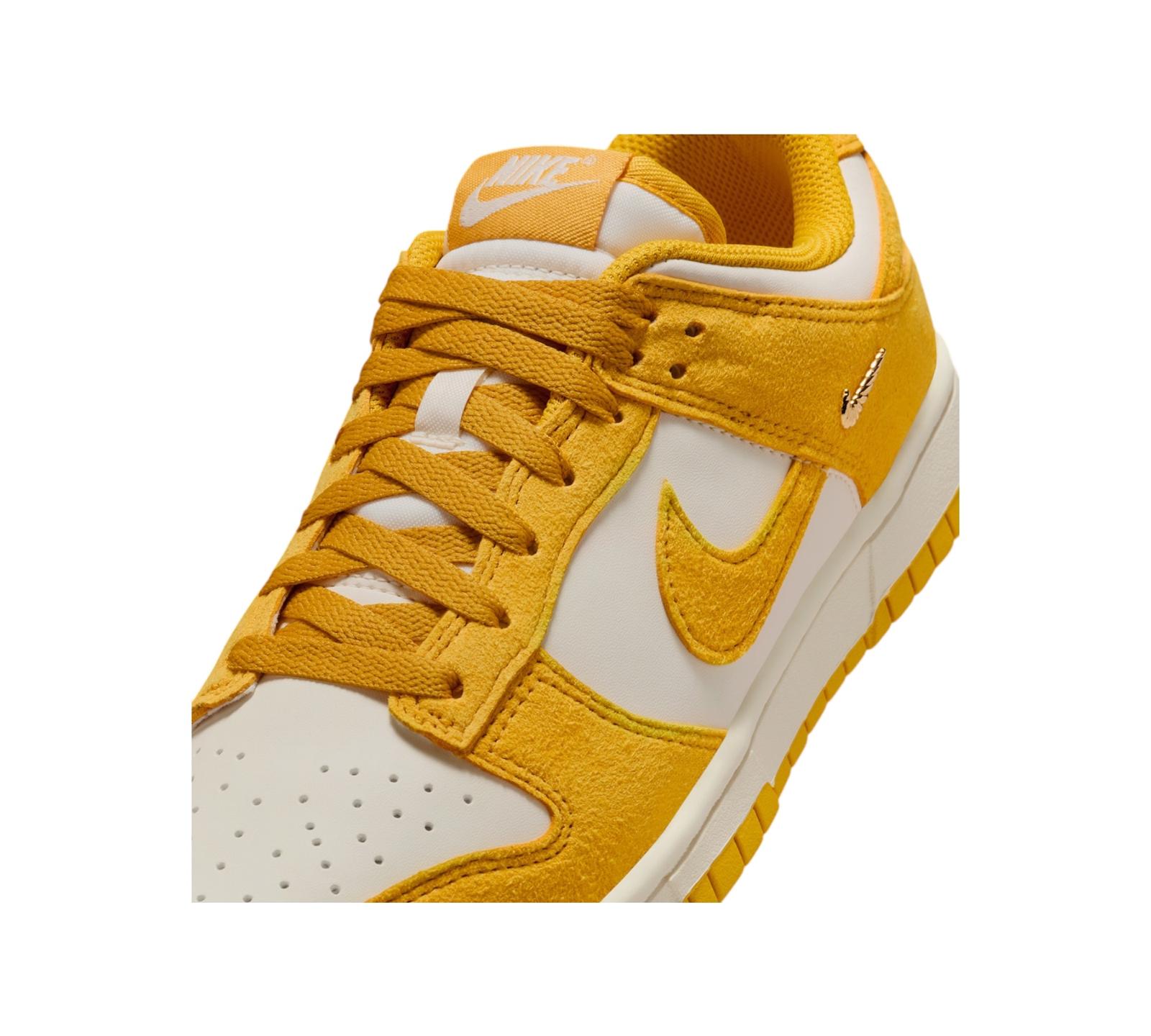 NIKE DUNK LOW DARK SULFUR GOLD MINI SWOOSH