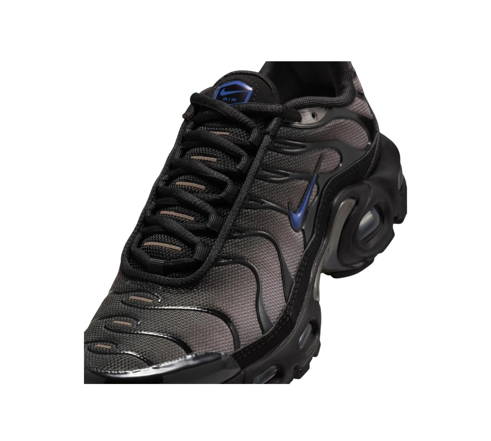 NIKE AIR MAX PLUS BLACK CAVE STONE