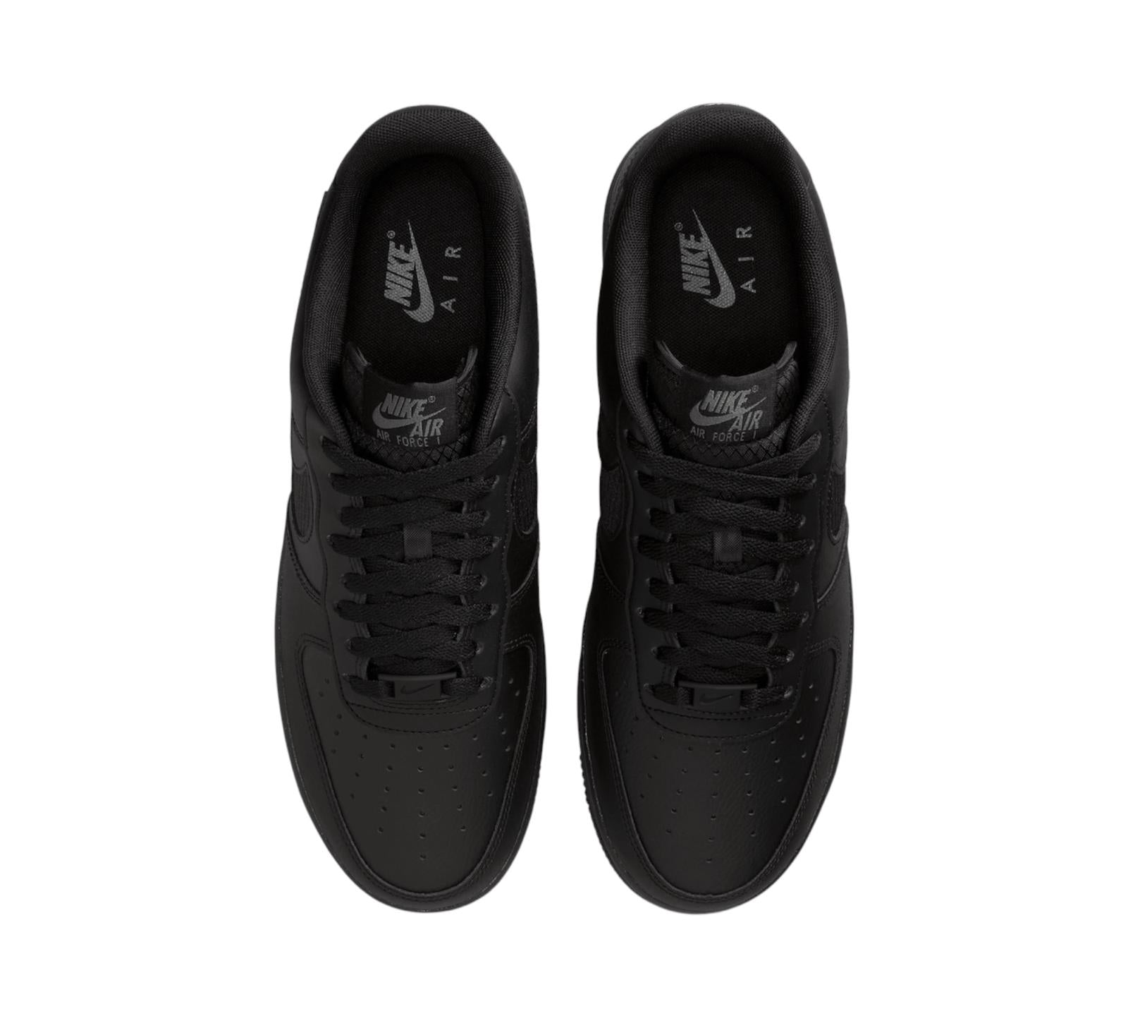 NIKE AIR FORCE 1 LOW SE TRIPLE BLACK RIPSTOP