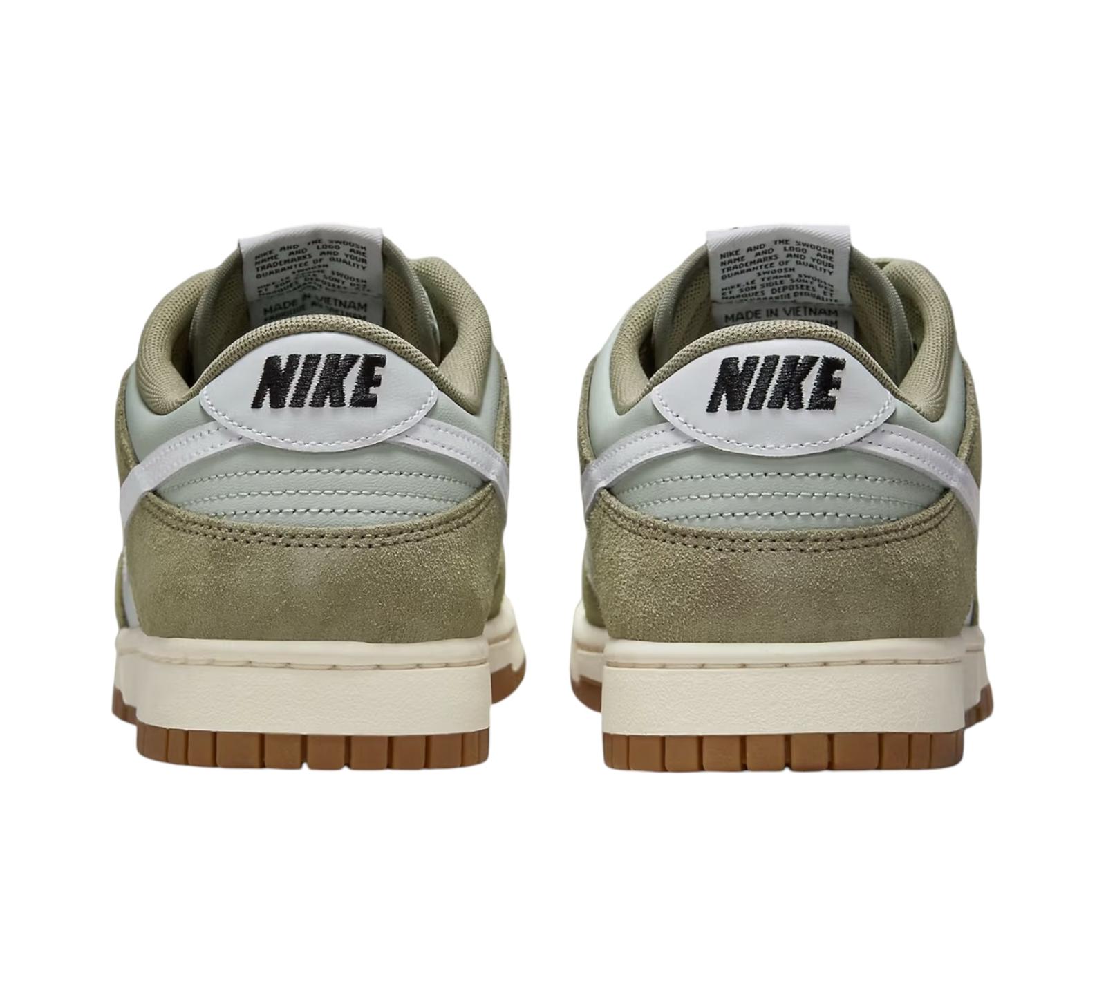 NIKE DUNK LOW RETRO SE LIGHT SILVER LIGHT ARMY SAIL WHITE