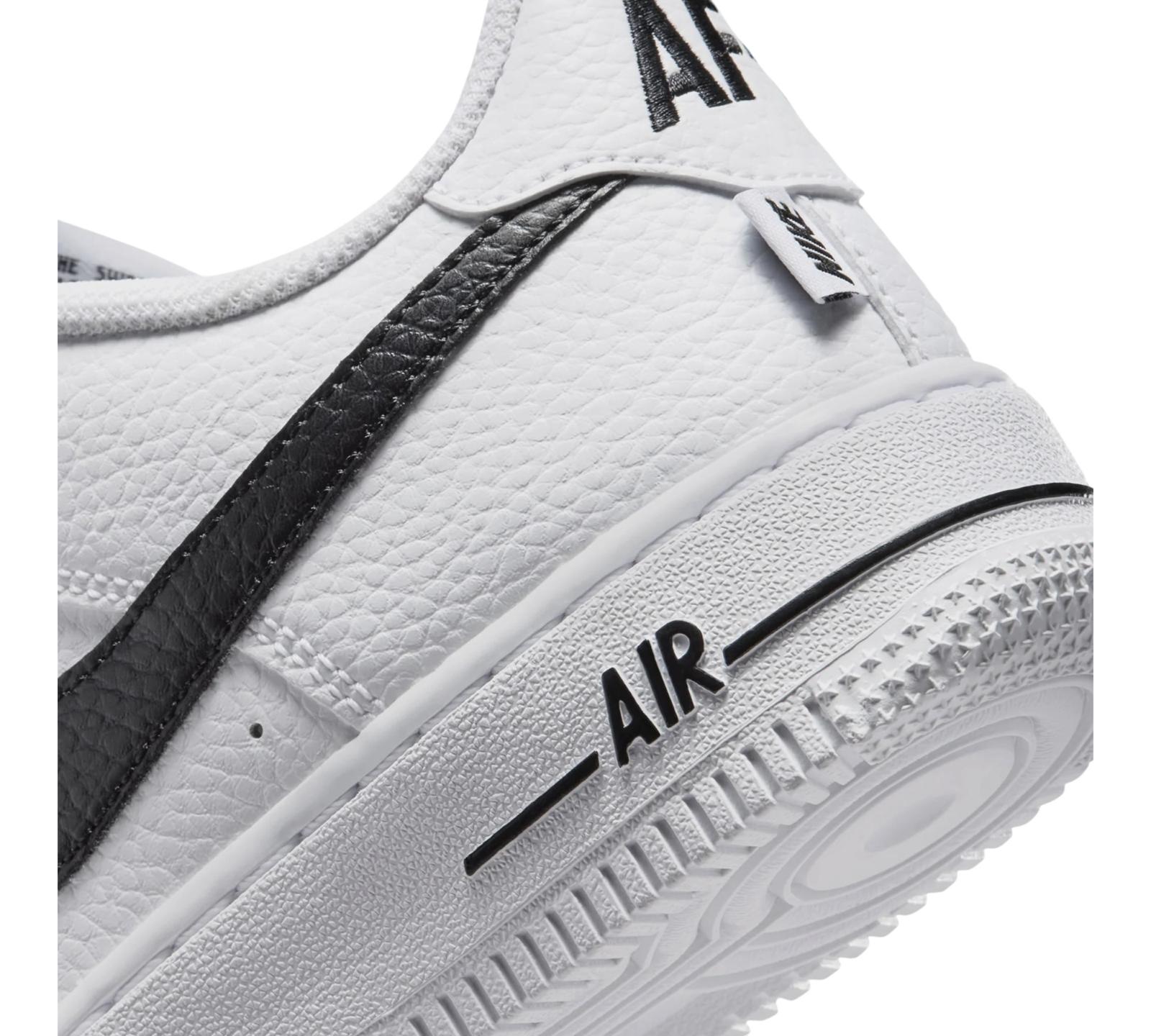NIKE AIR FORCE 1 WHITE BLACK SWOOSH