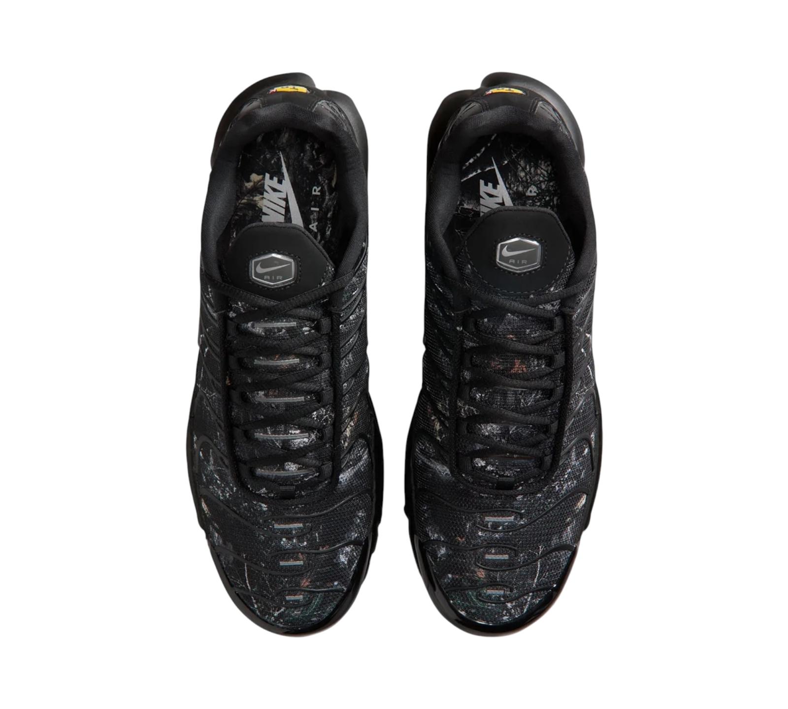 NIKE AIR MAX PLUS BLACK WOOD CAMO