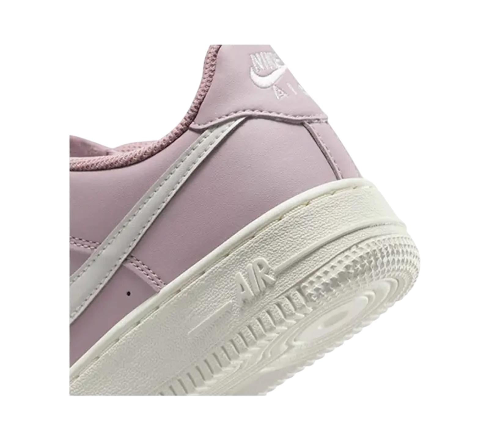 NIKE AIR FORCE 1 PARTICLE ROSE SAIL