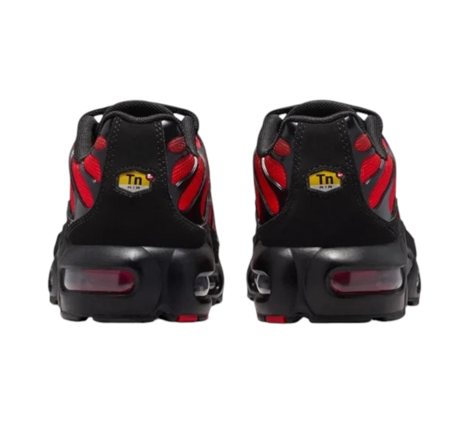 NIKE AIR MAX PLUS BLACK NOBLE RED