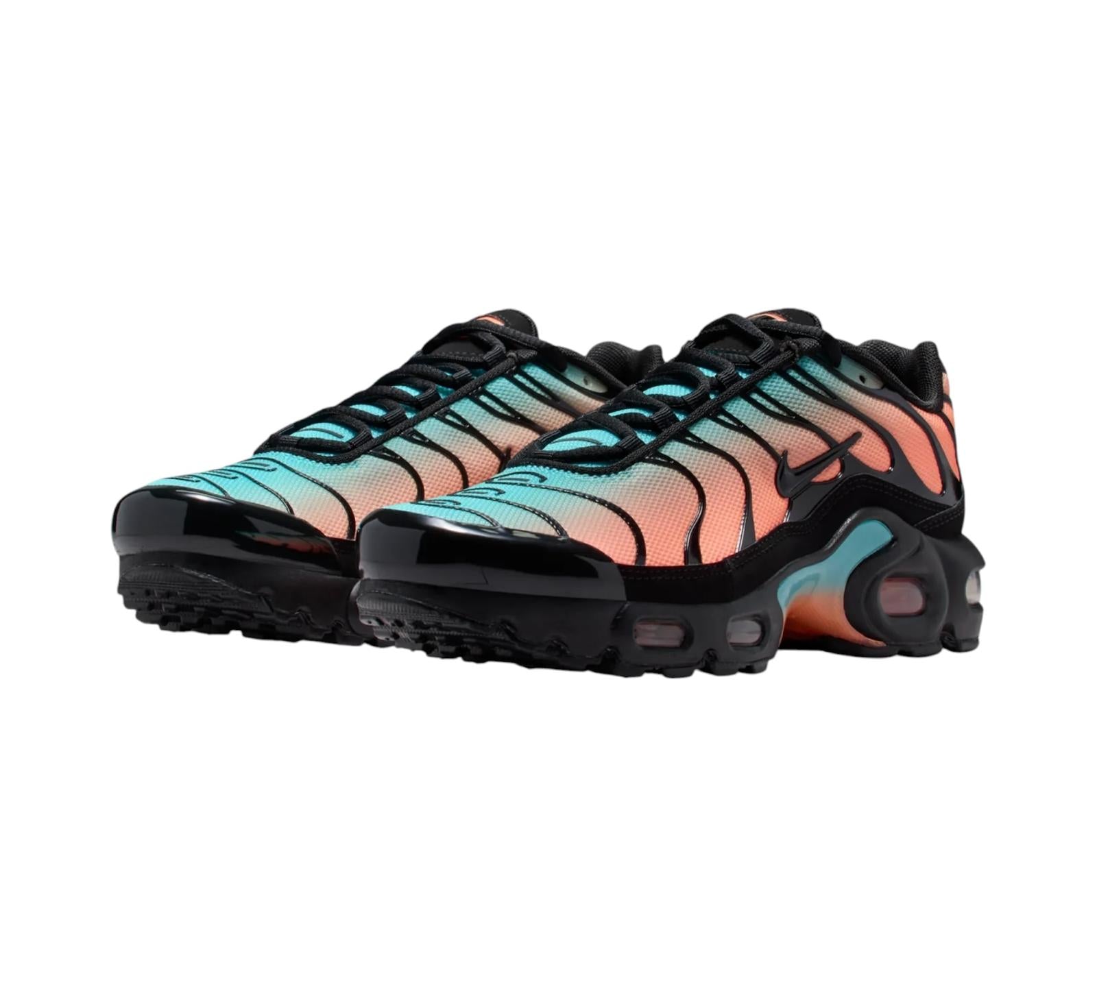 NIKE AIR MAX PLUS AURORA GREEN ORANGE PULSE